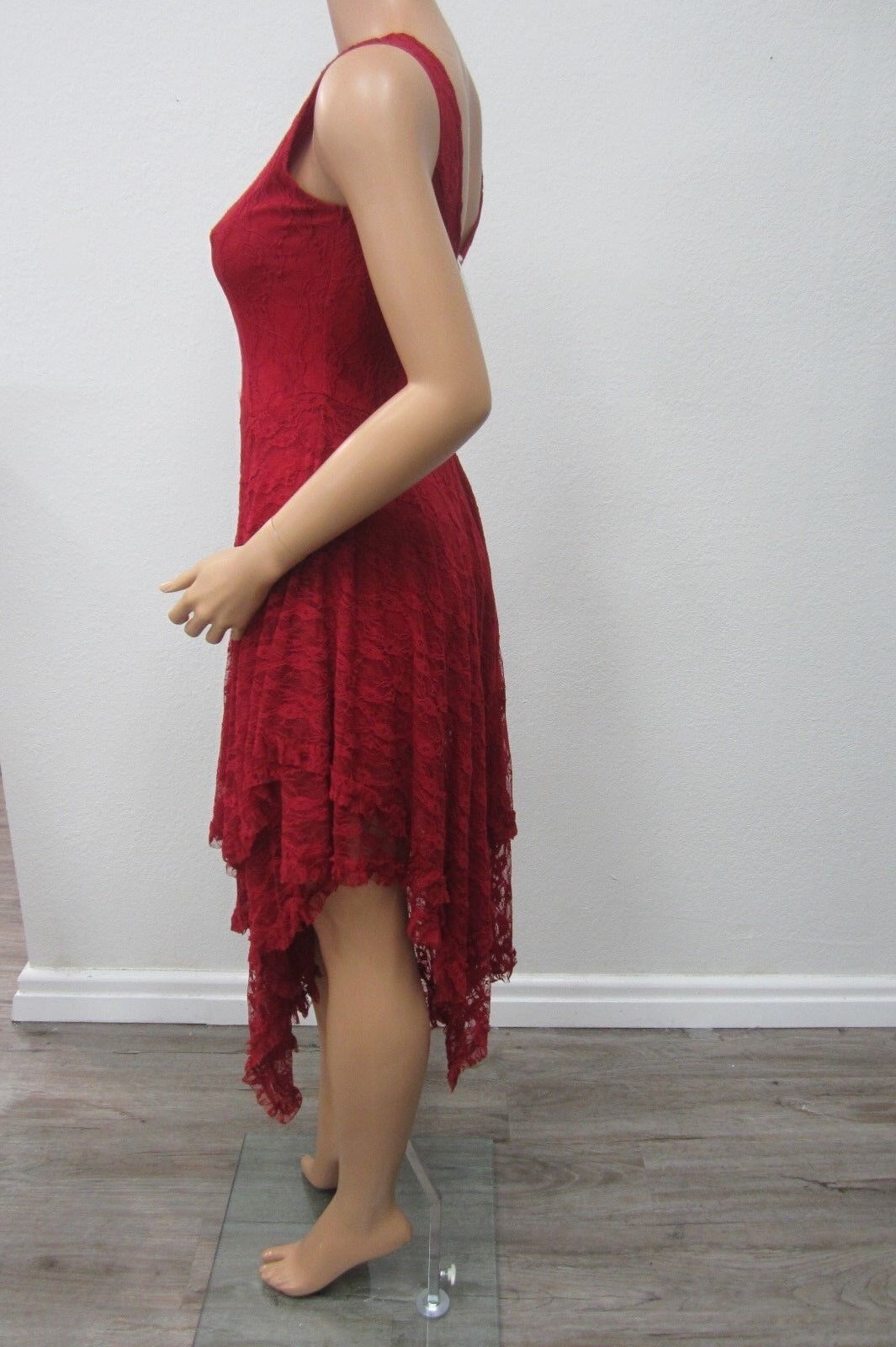 NWT Gorgeous Paris Hues Red Lace Dress Sz Small