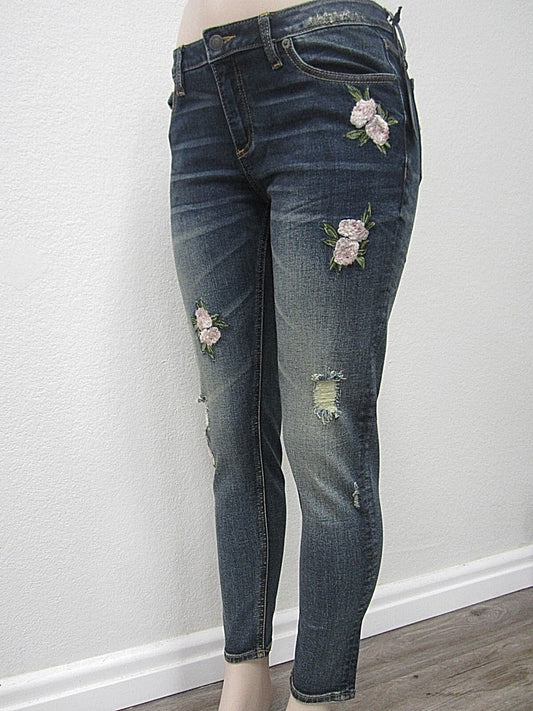 NWT Miss Me - Womens Mid-Rise Ankle Skinny Embroidered Jeans M2084AK Size 29X27