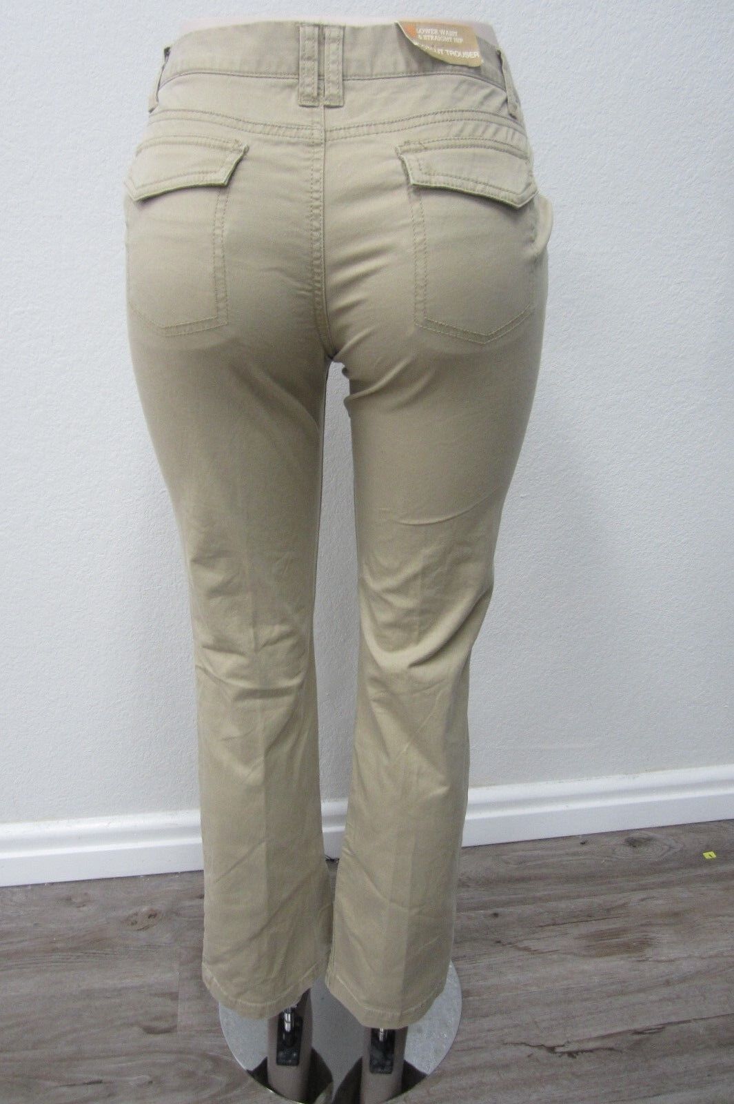 *NWT*  Women's Mossimo Supply Co. Low Rise  Boot Cut Trouser Jeans Size 11 x 32L