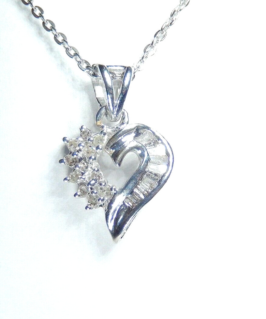10K White Gold  .25ct Natural Round & Baguette Diamond Heart Pendant w/18" Chain