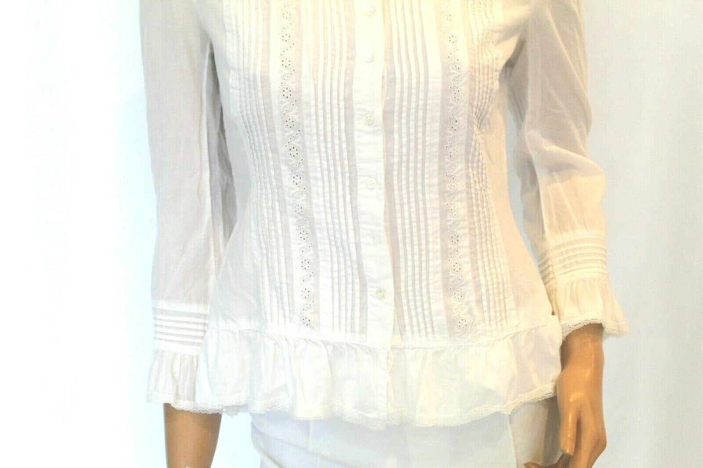 BCBG  White Pleated Front Button Down Ruffled Blouse Ruffled Sleeve "CUTE" Sz XS