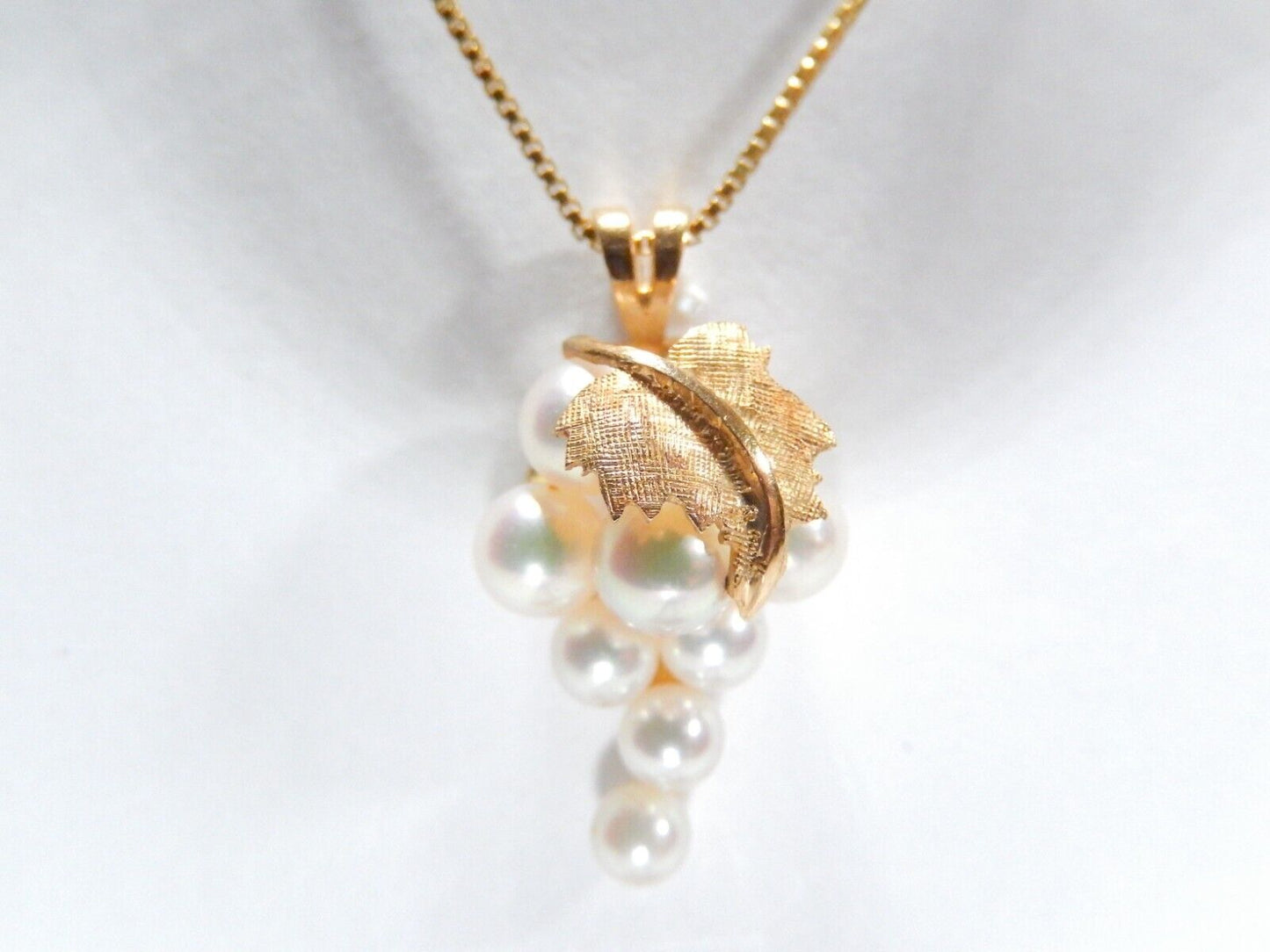 *VINTAGE*  14K Yellow Gold 3.5mm - 4.5mm Pearl Grape Cluster  Pendant w/18"chain