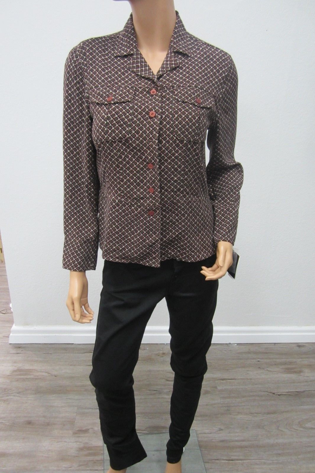 *NWT* SAG HARBOR Womens Button Down Shirt Top  Long Sleeve Collar Size 8P