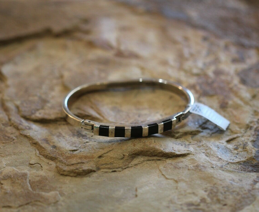 *VINTAGE*  Taxco Mexico Mid Century Black Onyx Sterling Silver Cuff Bracelet
