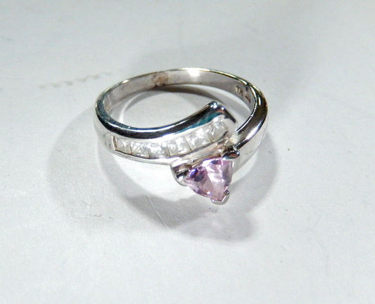 *VINTAGE*  Sterling Silver Gorgeous Pink And White CZ Ring Size 7