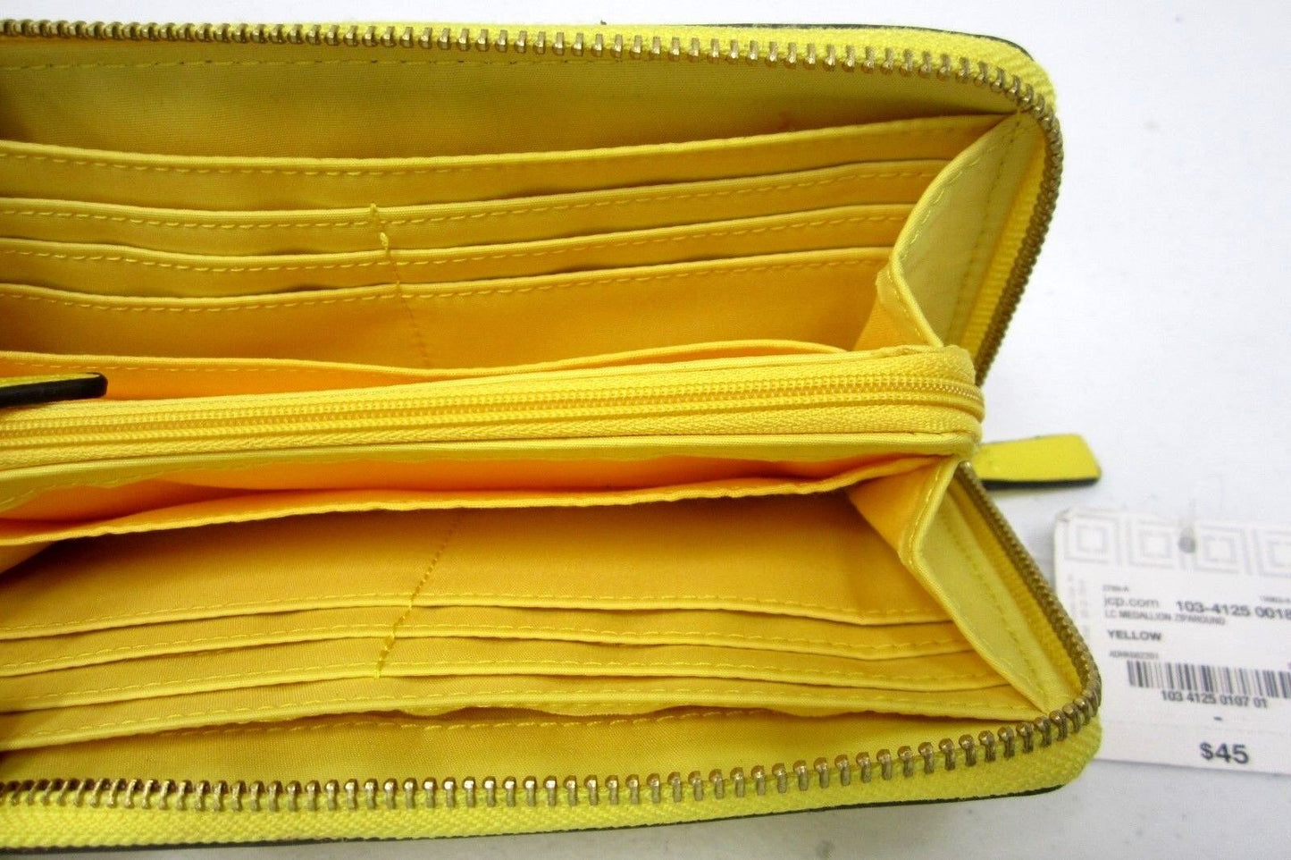 *NWT*  Liz Claiborne Medallion Zip Around Yellow Women’s Wallet 8"L x 4"H