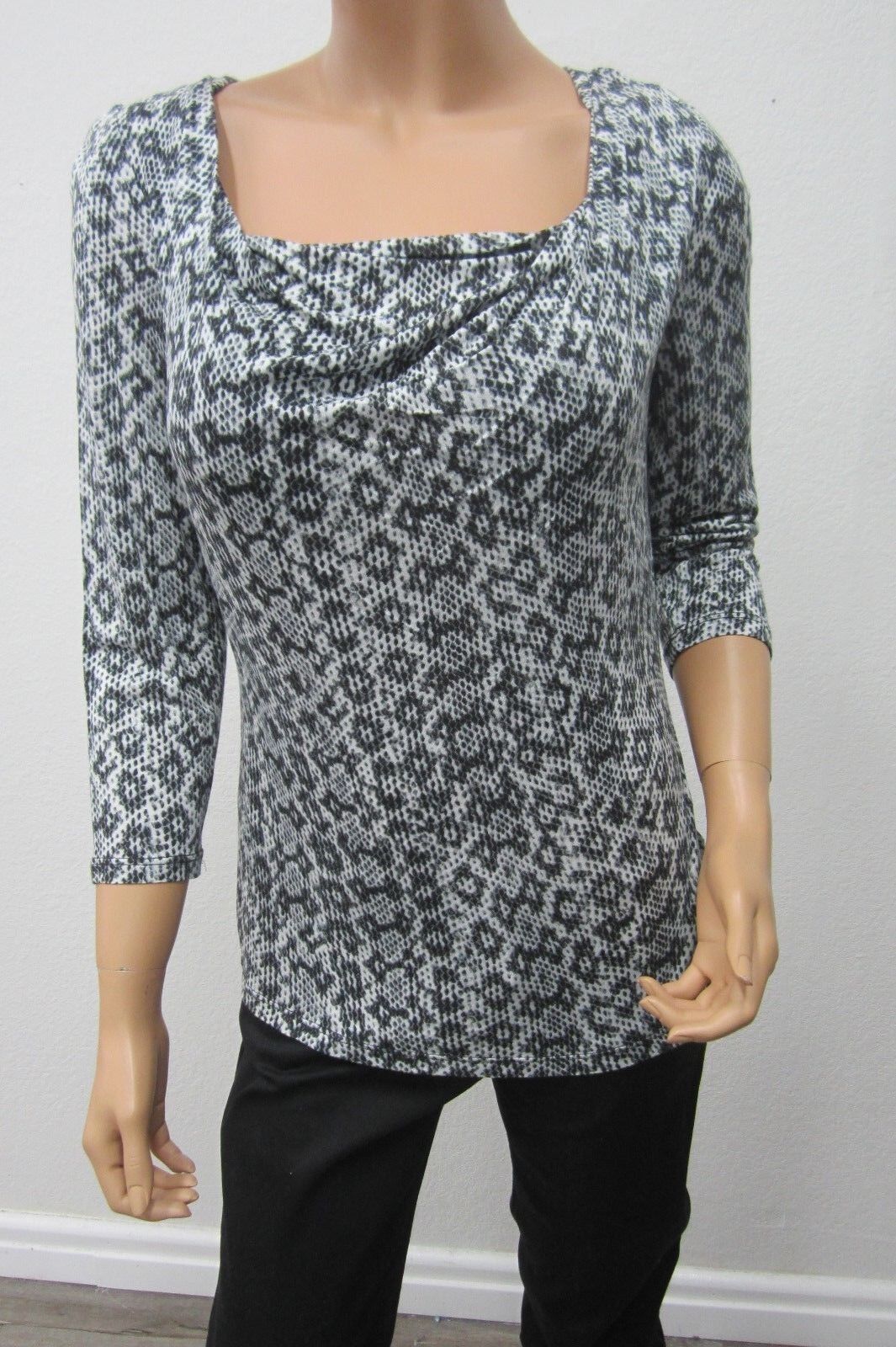MICHAEL KORS SUPER CUTE Womens 3/4 Sleeve Rayon Knit Top Size Small