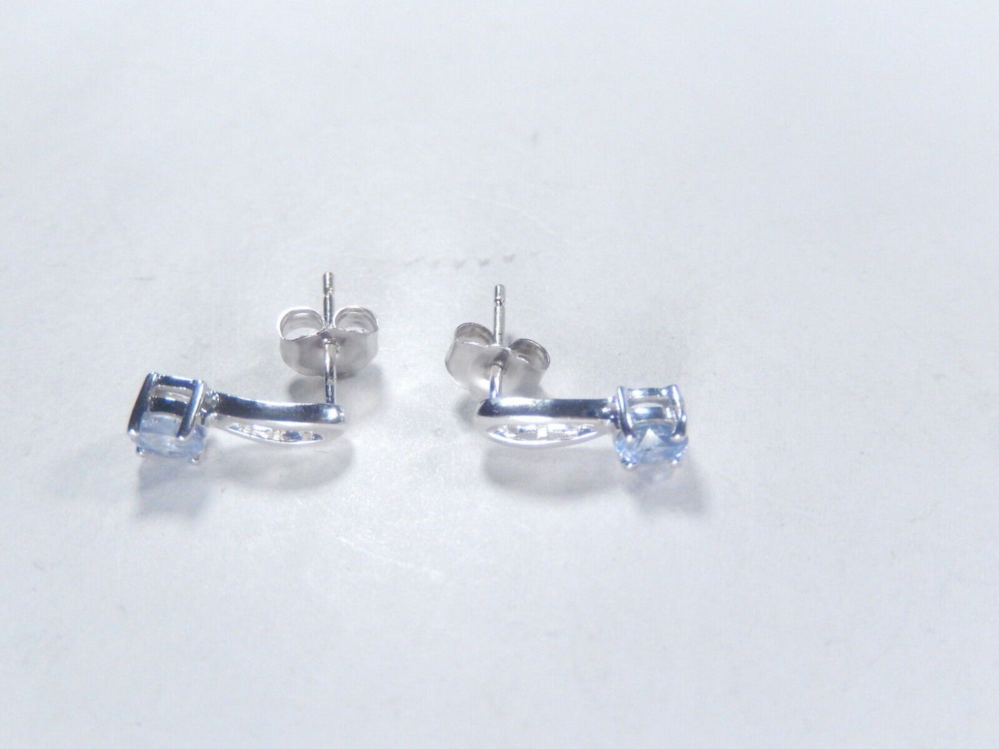 10K White Gold Diamond and Tanzanite Stud Earrings