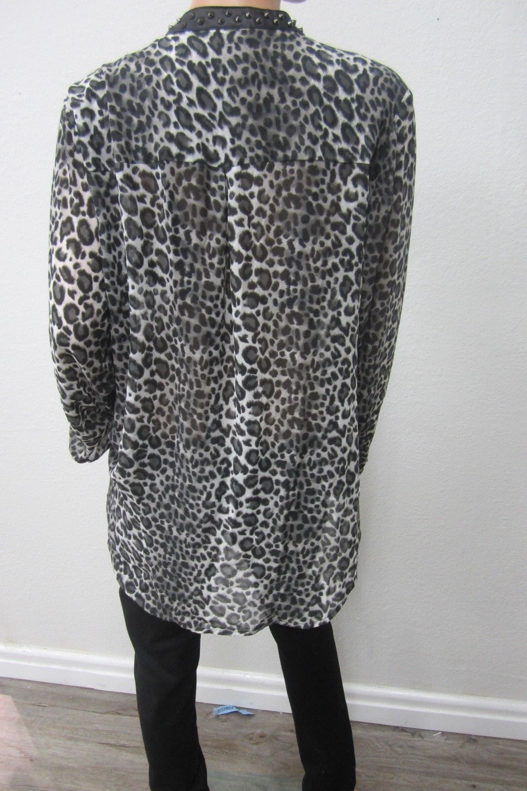 Torrid Metal Spike Collar Size 1 Plus Size  Top Animal Print