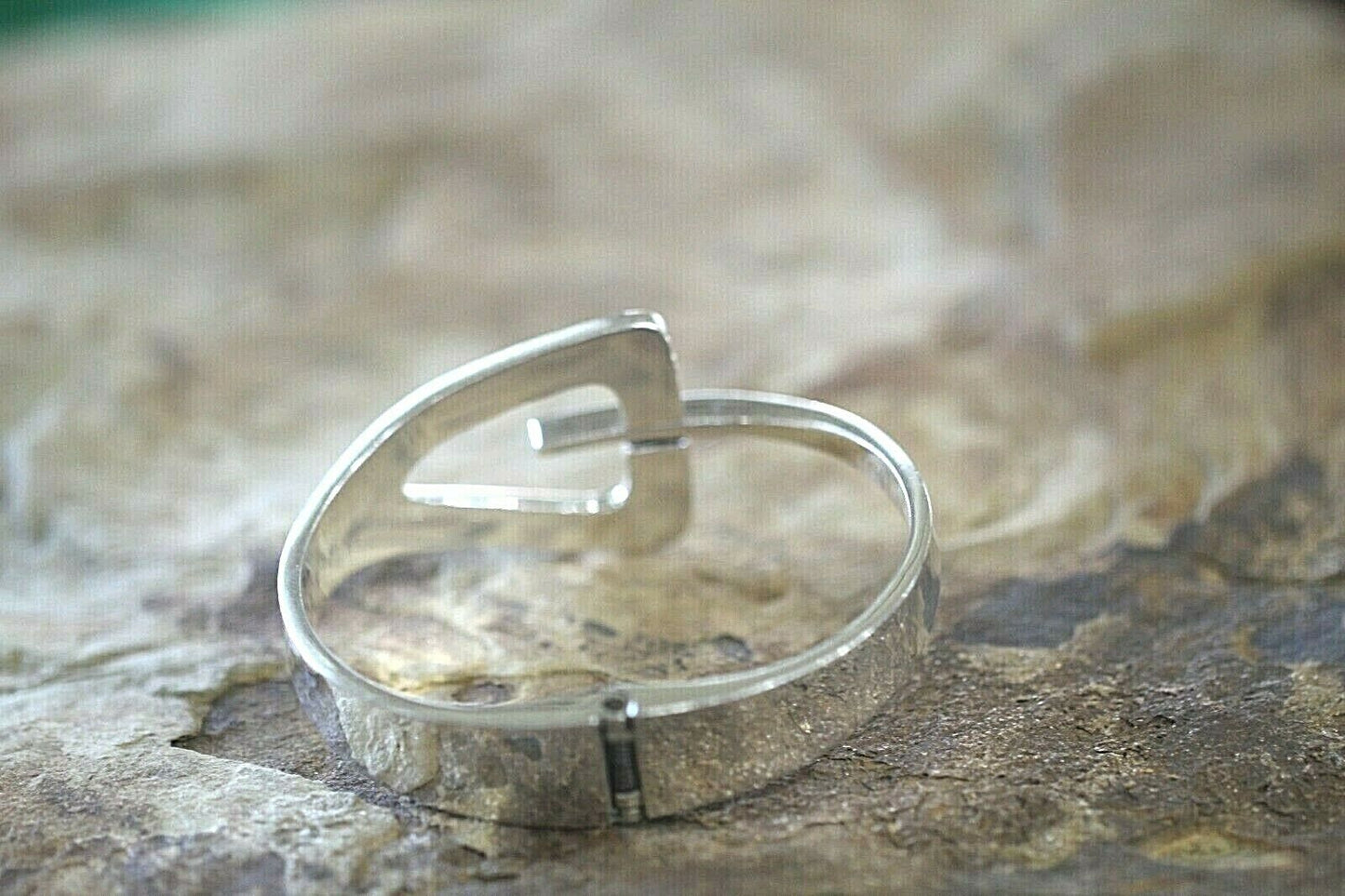 *VINTAGE*  Mexico HEAVY Sterling Silver 925  LAPIS GEMSTONE Hinged Bracelet