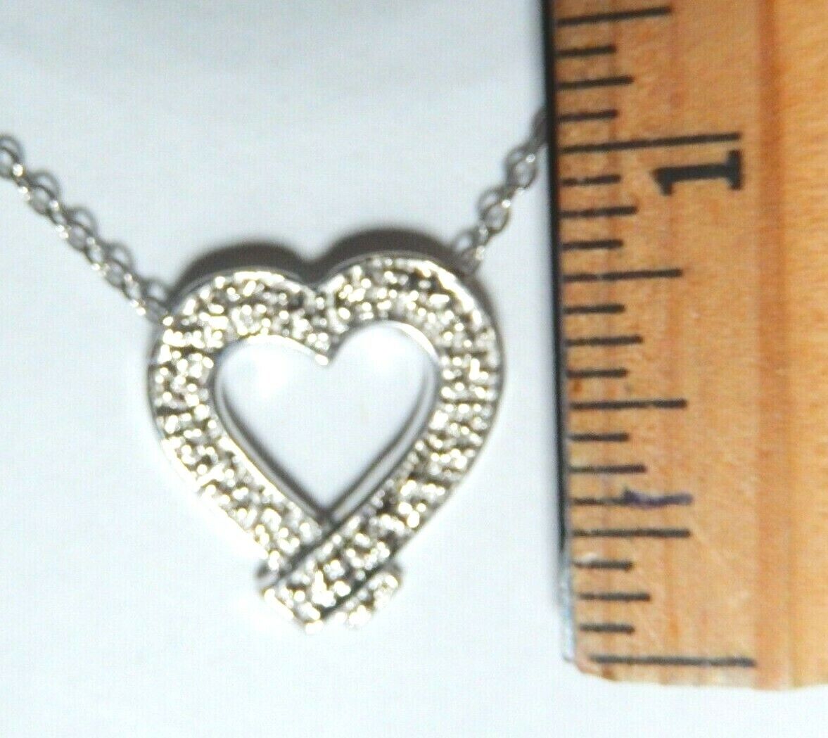 *NWT*  14K Solid White Gold Heart Pendant with 18" Chain - 7/8" x 3/4"