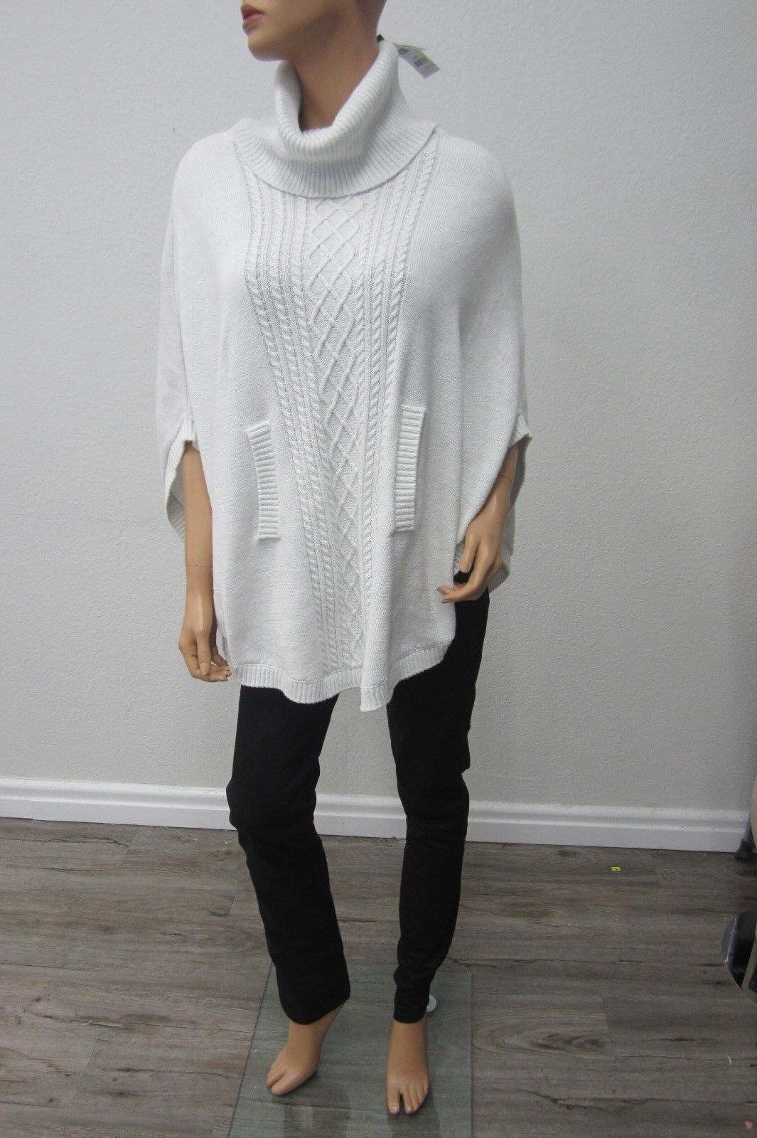 *NWT*  Charlie Paige CUTE White Sparkle Knit Poncho New Size One Size Fits All