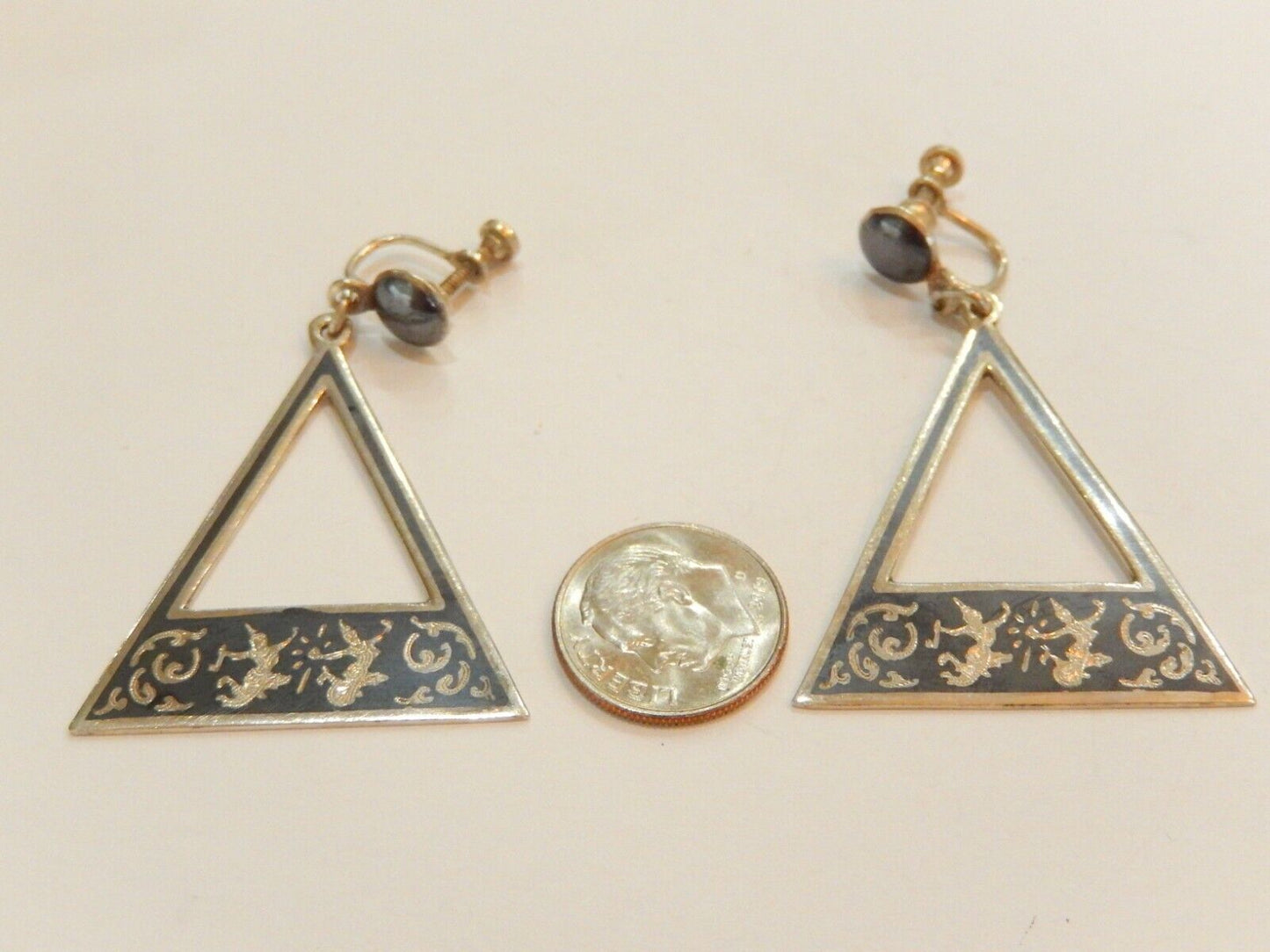 *VINTAGE*  Large SIAM Sterling Silver Earrings 925 Screw Back Black Enamel