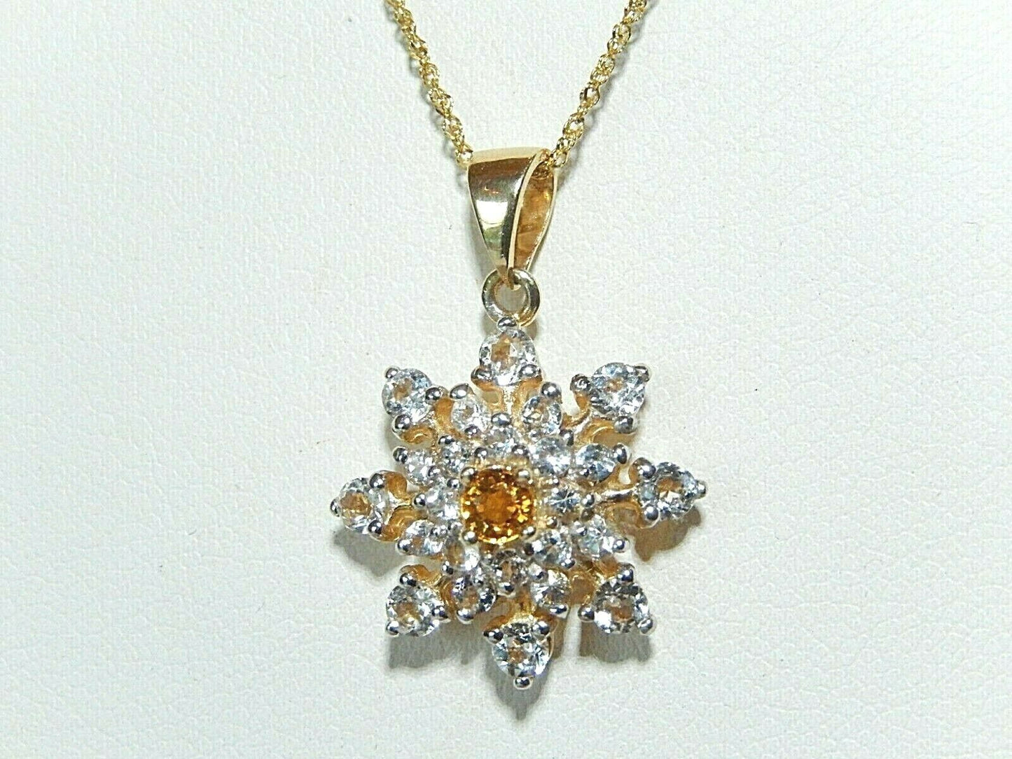 *VINTAGE*  14K Yellow Gold 18" Starburst Pendant  Simulanted Diamond Necklace