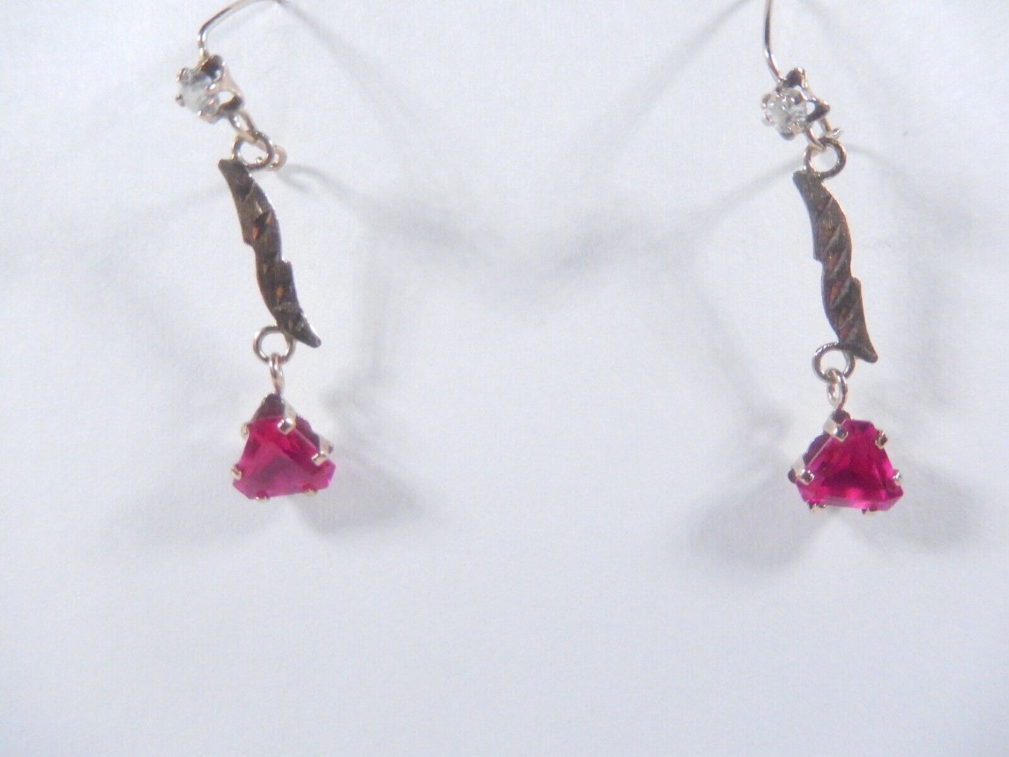 *VINTAGE*  8k Yellow Gold Dangle Trillion Lab Created Ruby Earrings
