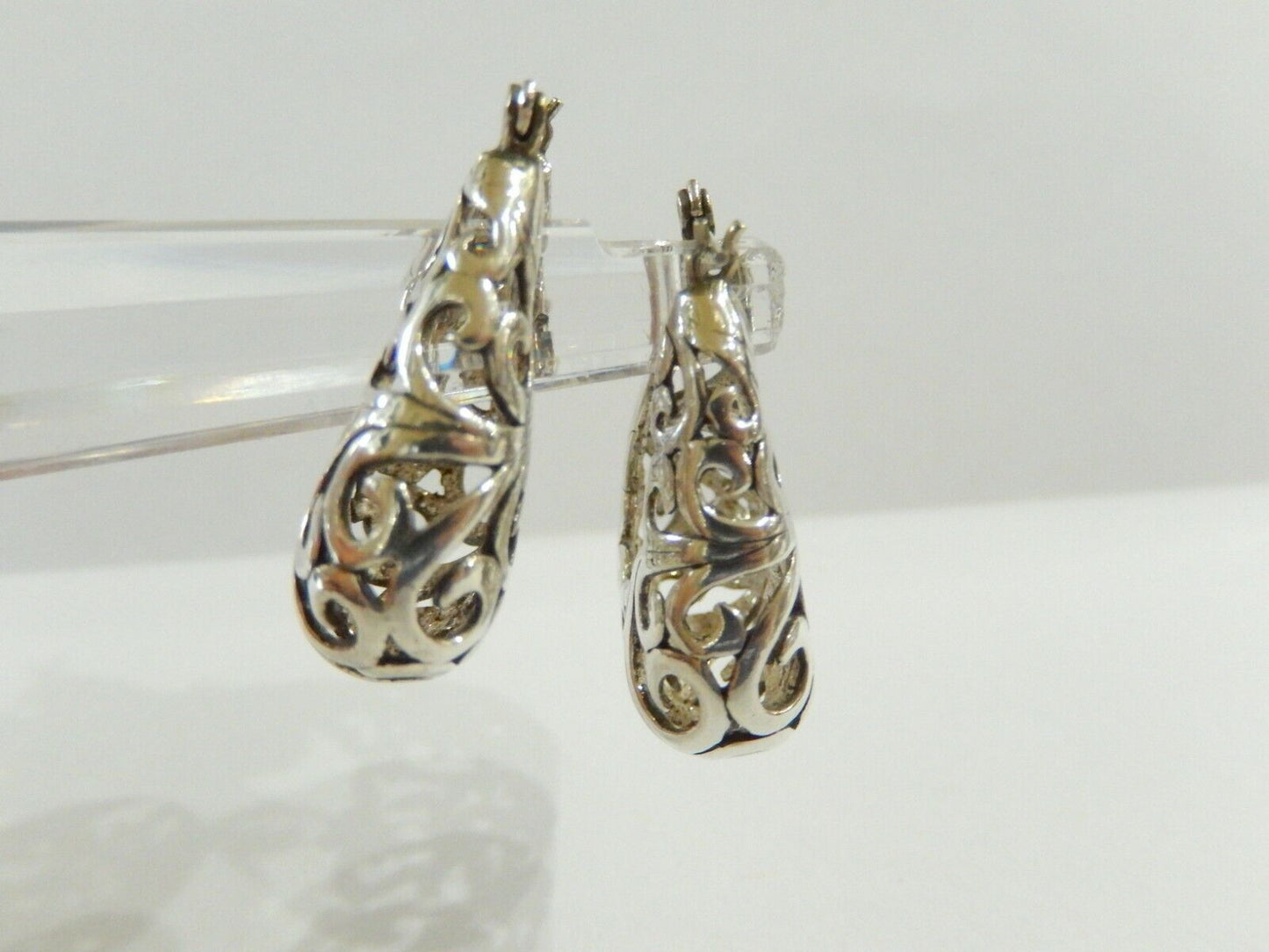 *VINTAGE*  Thick Sterling Silver  Filigree Very Nice Hoop Earrings 1.25" x 1"