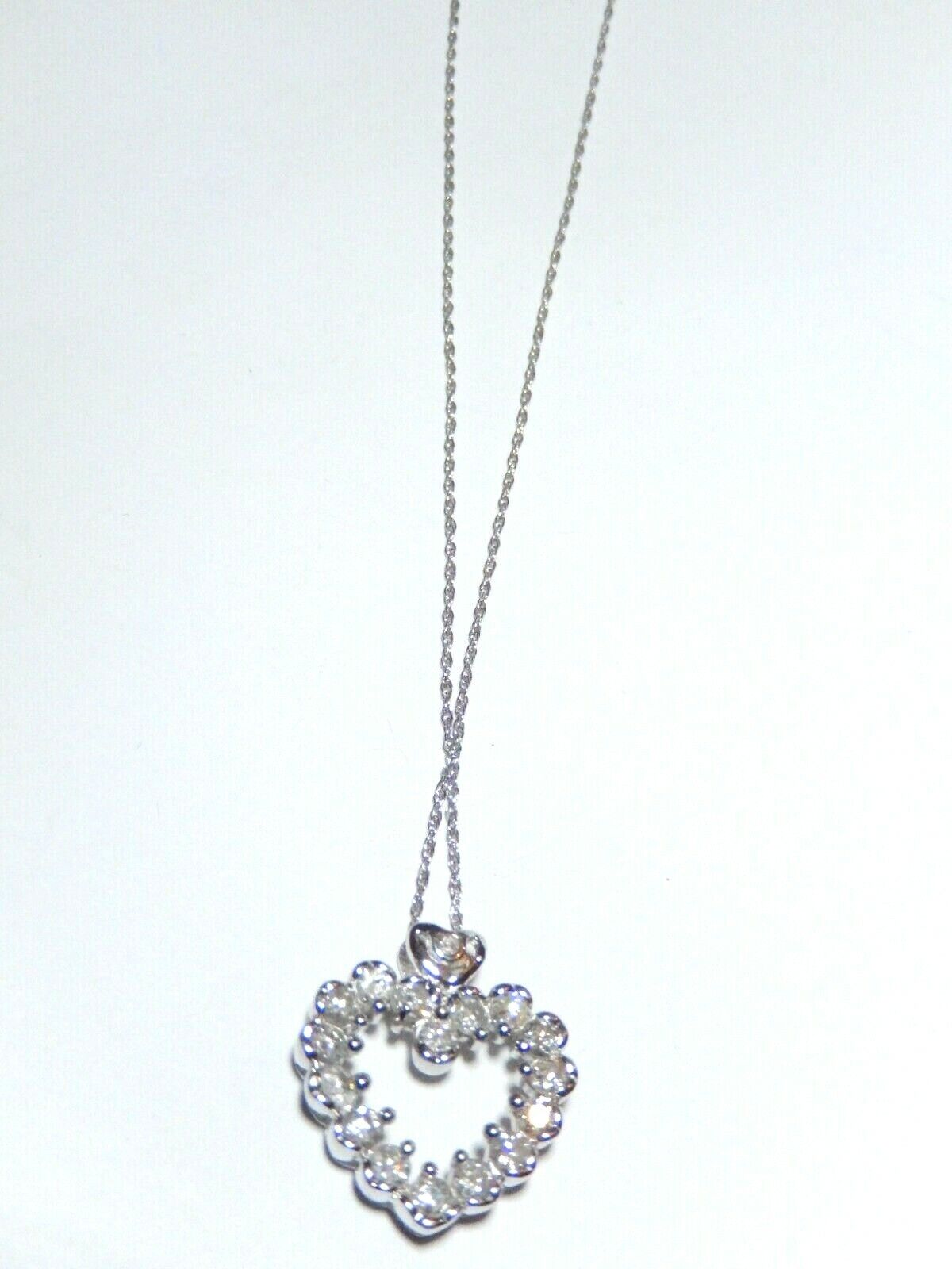 *NWT* 10K White Gold 1CT Diamond Stunning Heart Necklace Pendant w/14K 18" Chain