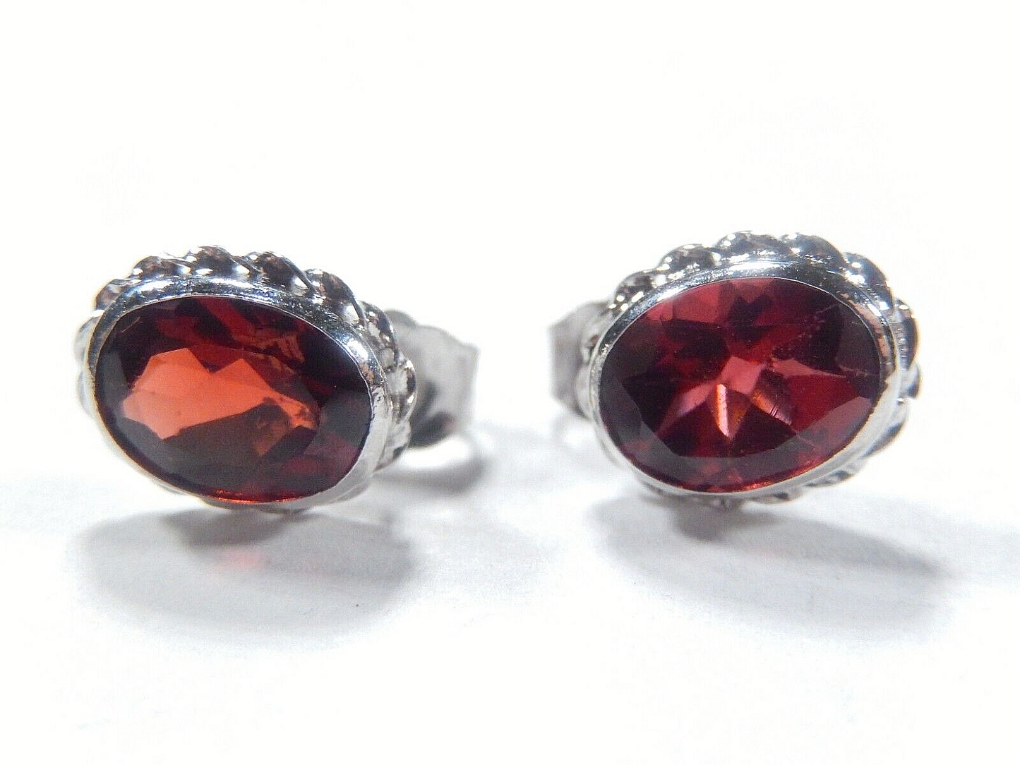 14K White Gold 2.50 CT Oval Garnet Stud Earrings