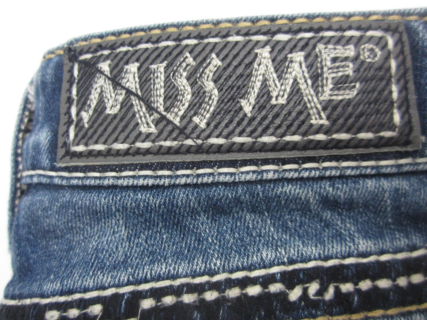 NICE Miss Me Buckle Skinny Jeans Style X1002SP The M Series Med Blue Size 26x31
