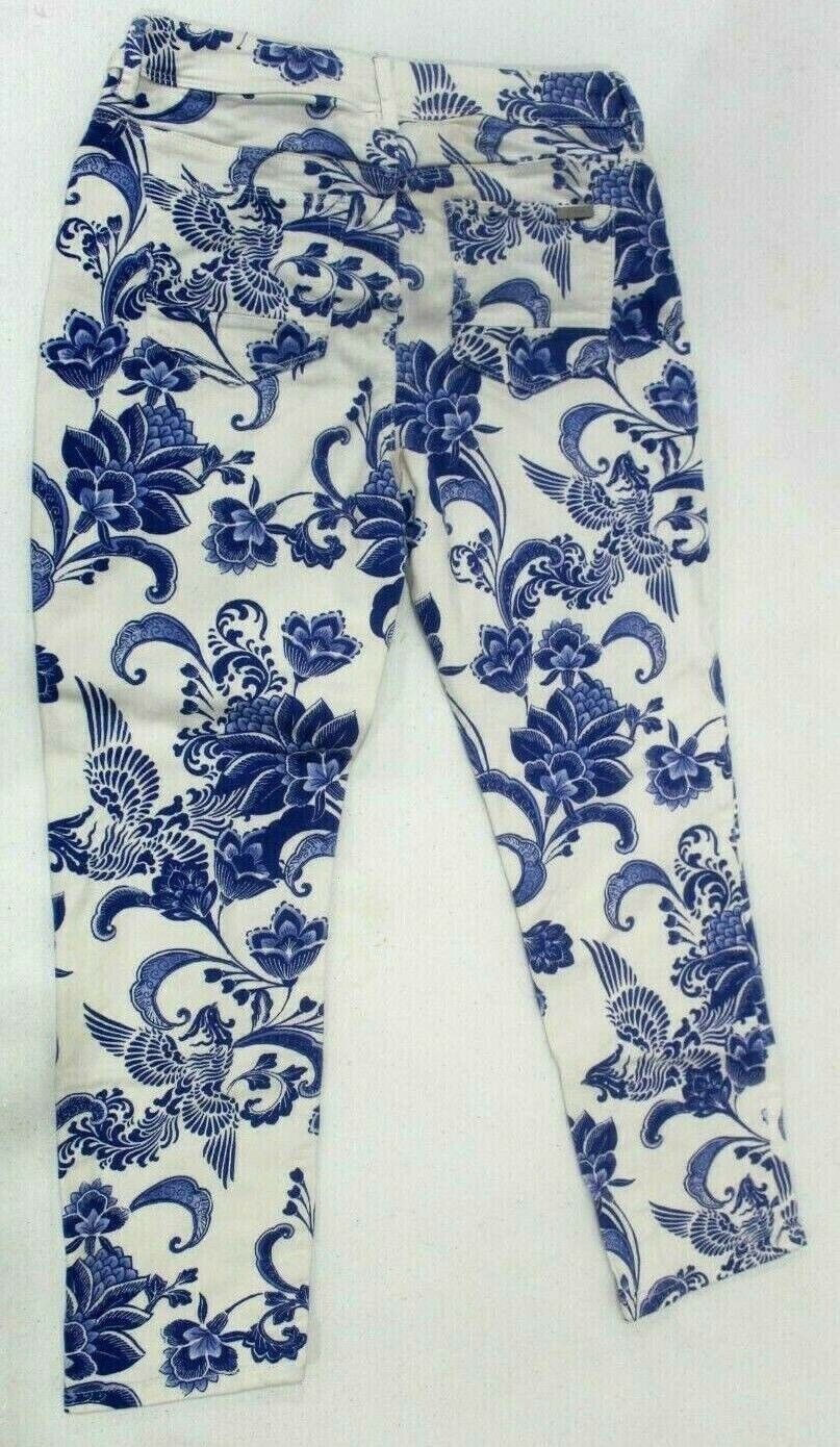 Chico's The So Slimming Girlfriend Crop in Damask Floral Stretch Jean 1 / 00
