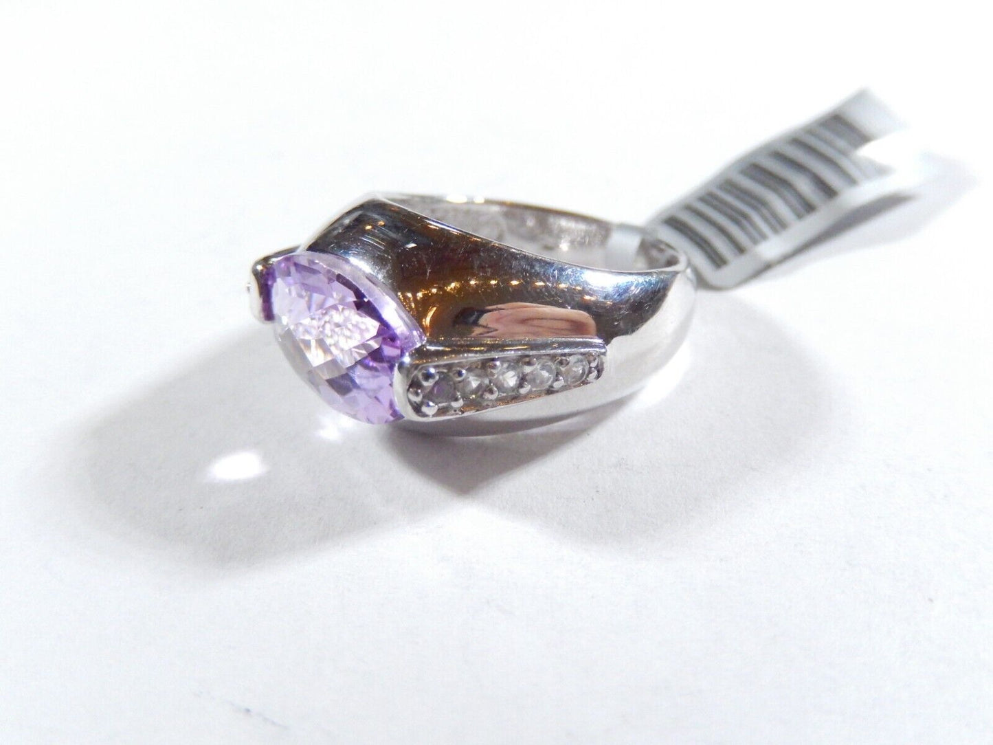 *VINTAGE*  Beautiful J & T Sterling Silver  3.50CT Oval Amethyst  Ring Size 7