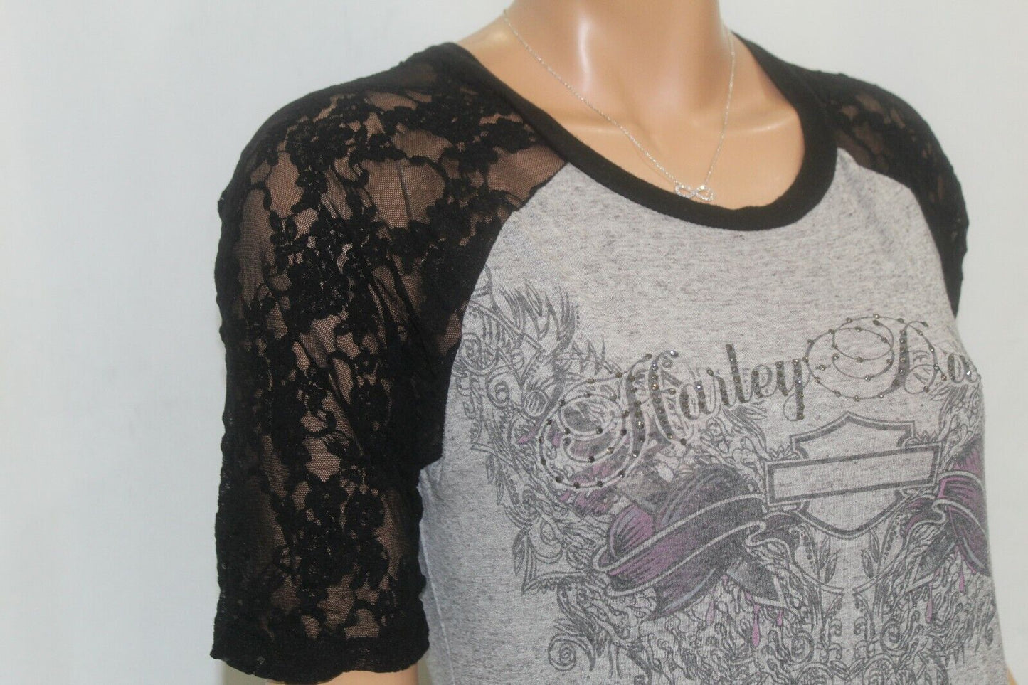 Harley Davidson Size S Womens Short Sleeve Rhinestone Logo Lace Sleeve T-Shirt