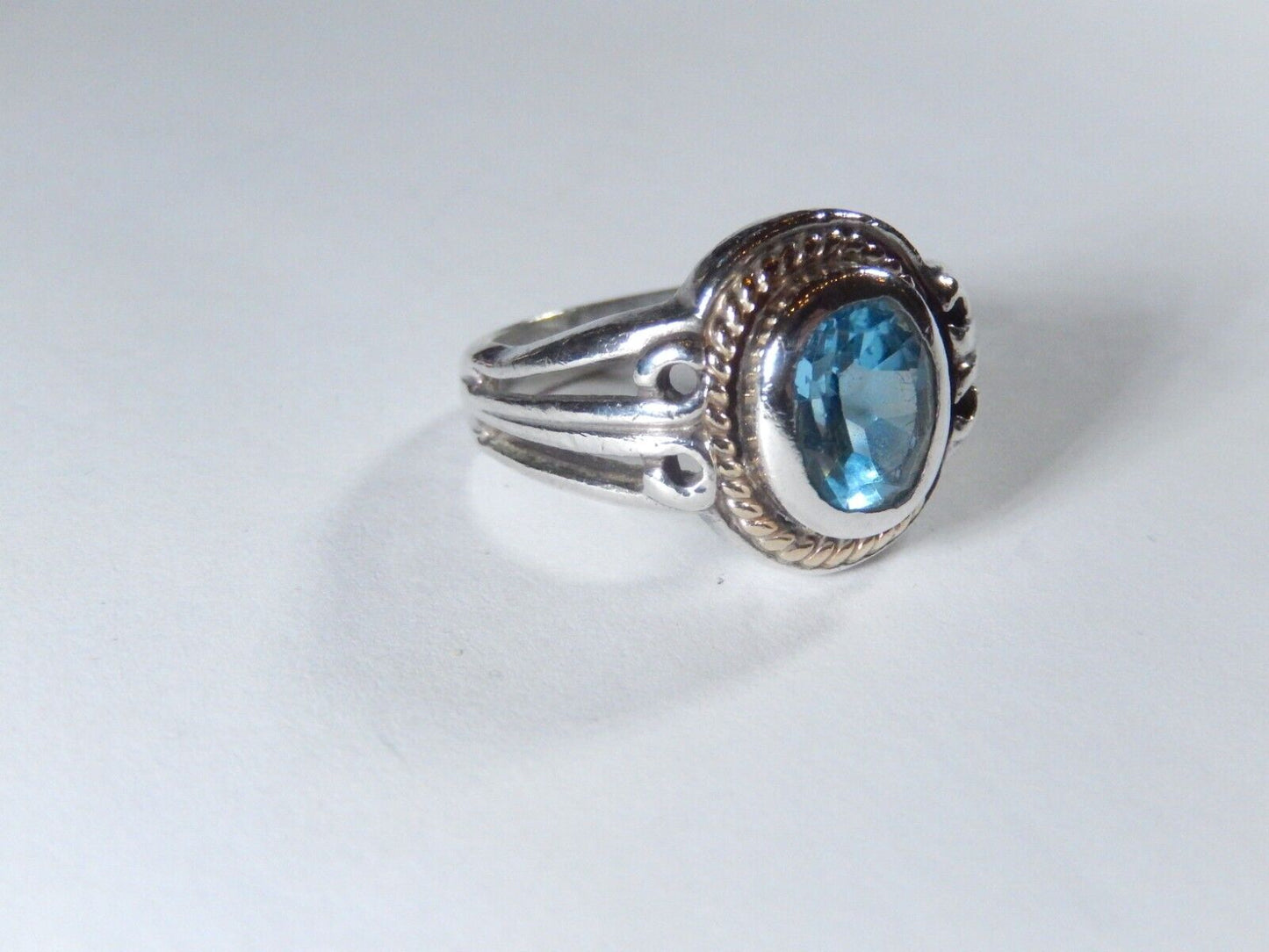 GORGEOUS 14K YELLOW GOLD & STERLING SILVER 2.00 CT BLUE TOPAZ  RING SZ 7.5