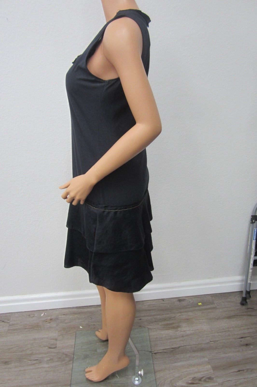 *VERY NICE*  ANN TAYLOR LOFT Black Sleeveless Dress Size Medium