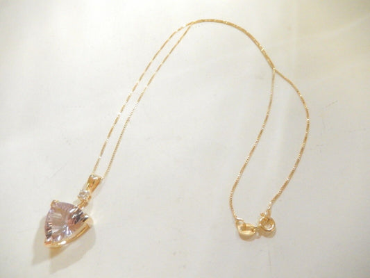 *VINTAGE* 14K Yellow Gold Triangle 4.00 CT Amethyst & Diamond Pendant w/18"chain