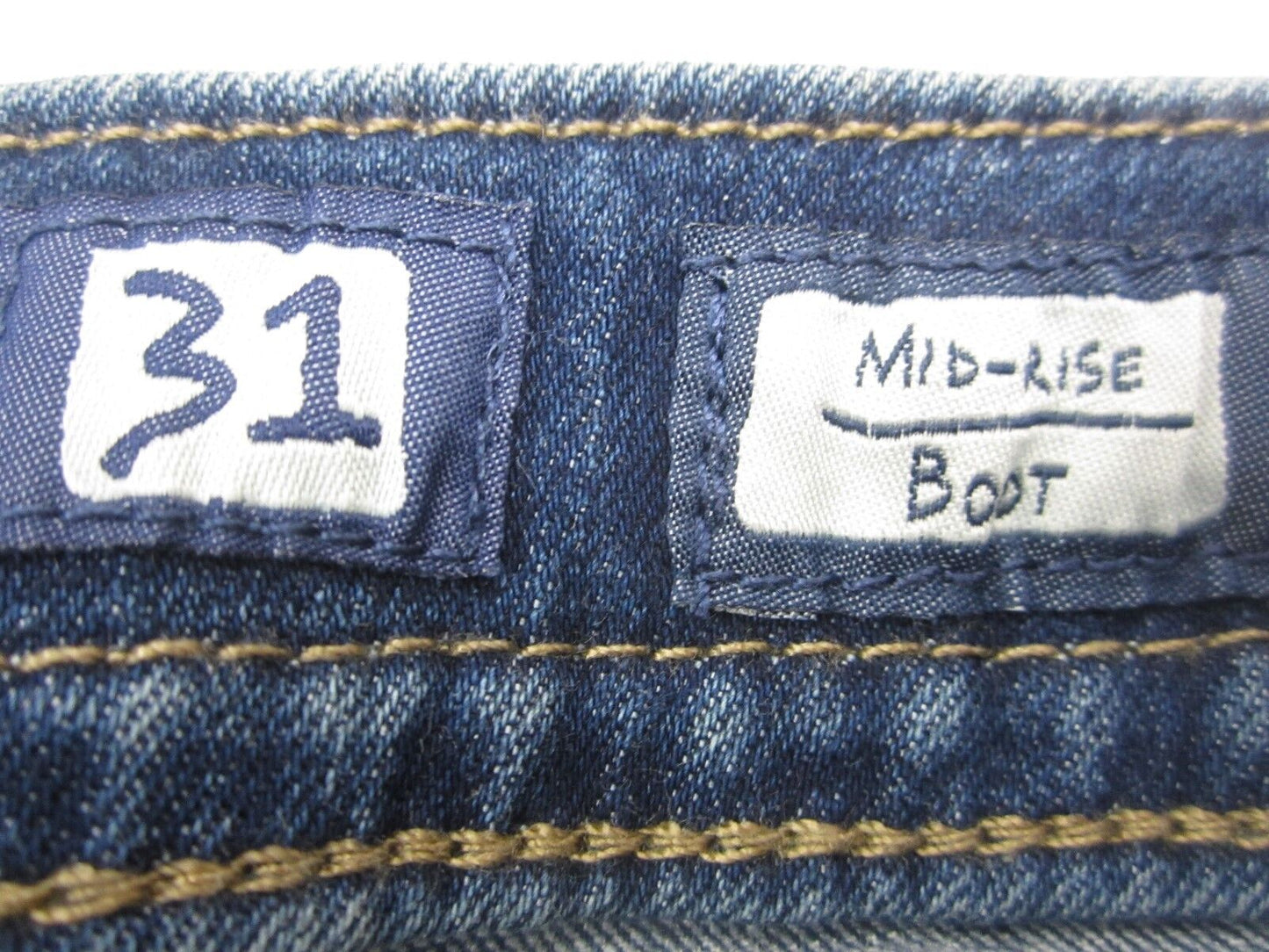 NWT Miss Me Jeans Mid Rise  Boot  Style MS5151B306  Size W31 X L34