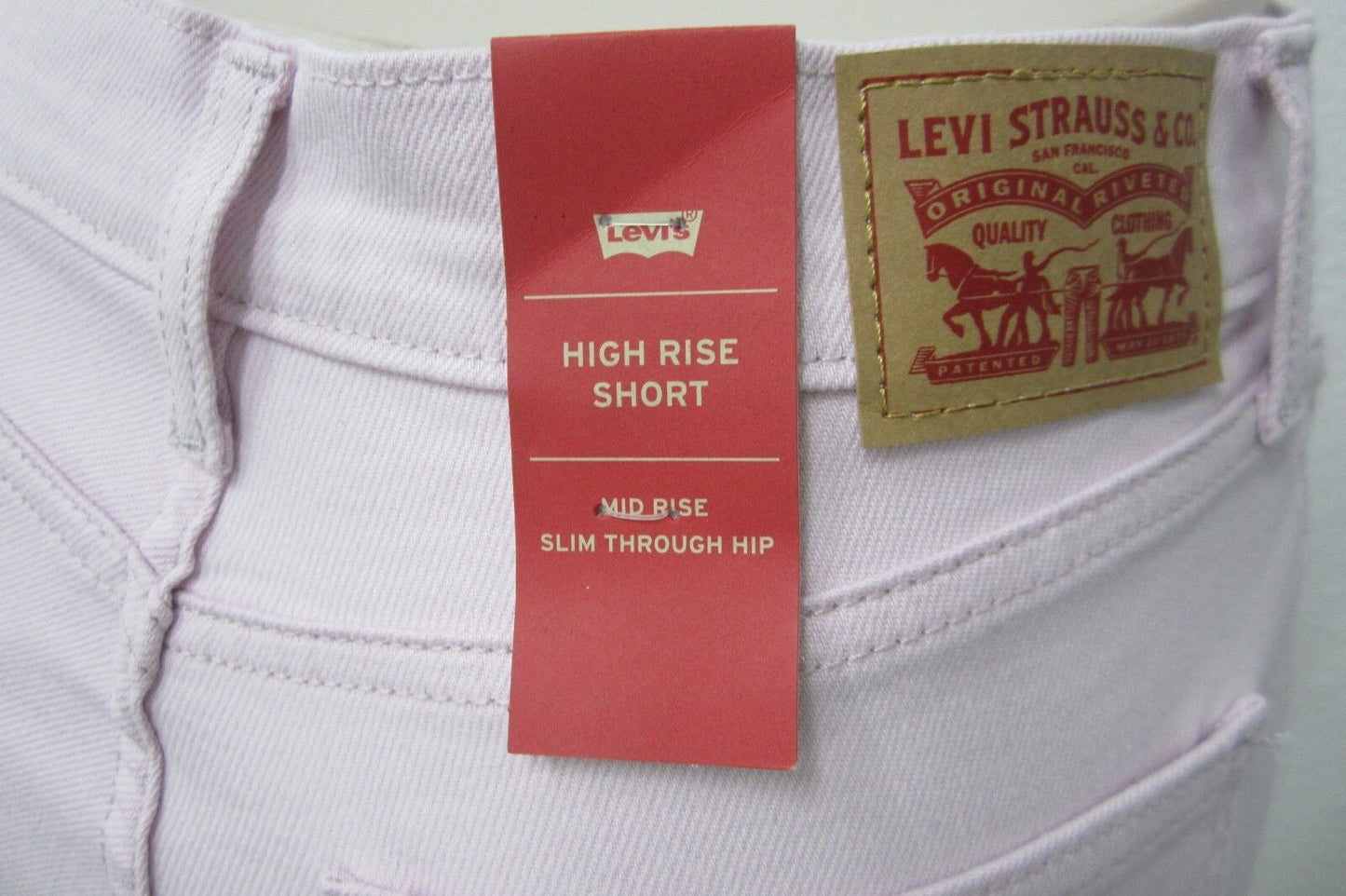 *NWT*  NEW LEVI'S WOMENS HIGH RISE CUFFED  SHORTS - OUT OF THE PINK - Size W27