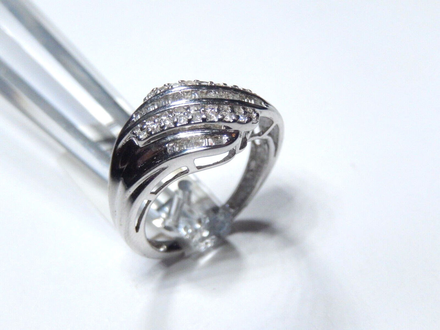 *VINTAGE* 3/4Ct Round & Baguette Natural Diamond Solid 10k White Gold Band Ring