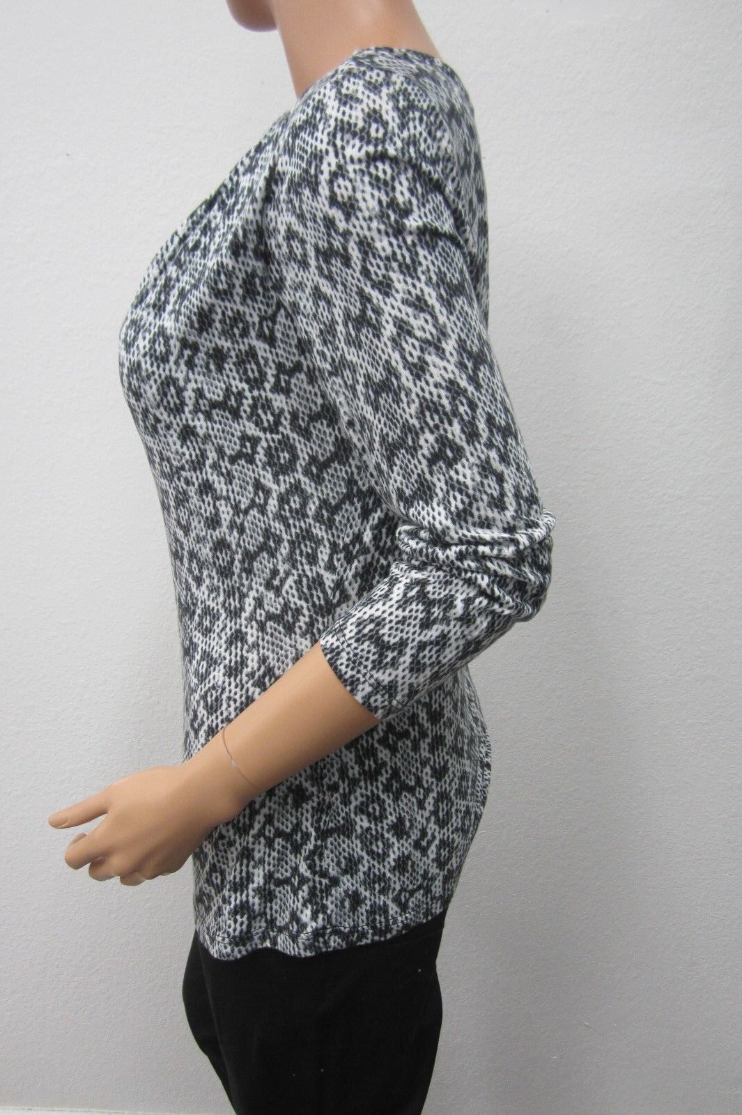 MICHAEL KORS SUPER CUTE Womens 3/4 Sleeve Rayon Knit Top Size Small