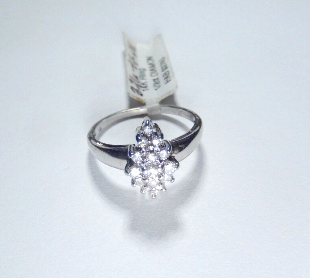 *NWT* 14K WHITE GOLD VS1 .50CT NATURAL DIAMOND   HALO CLUSTER RING Sz 6.5