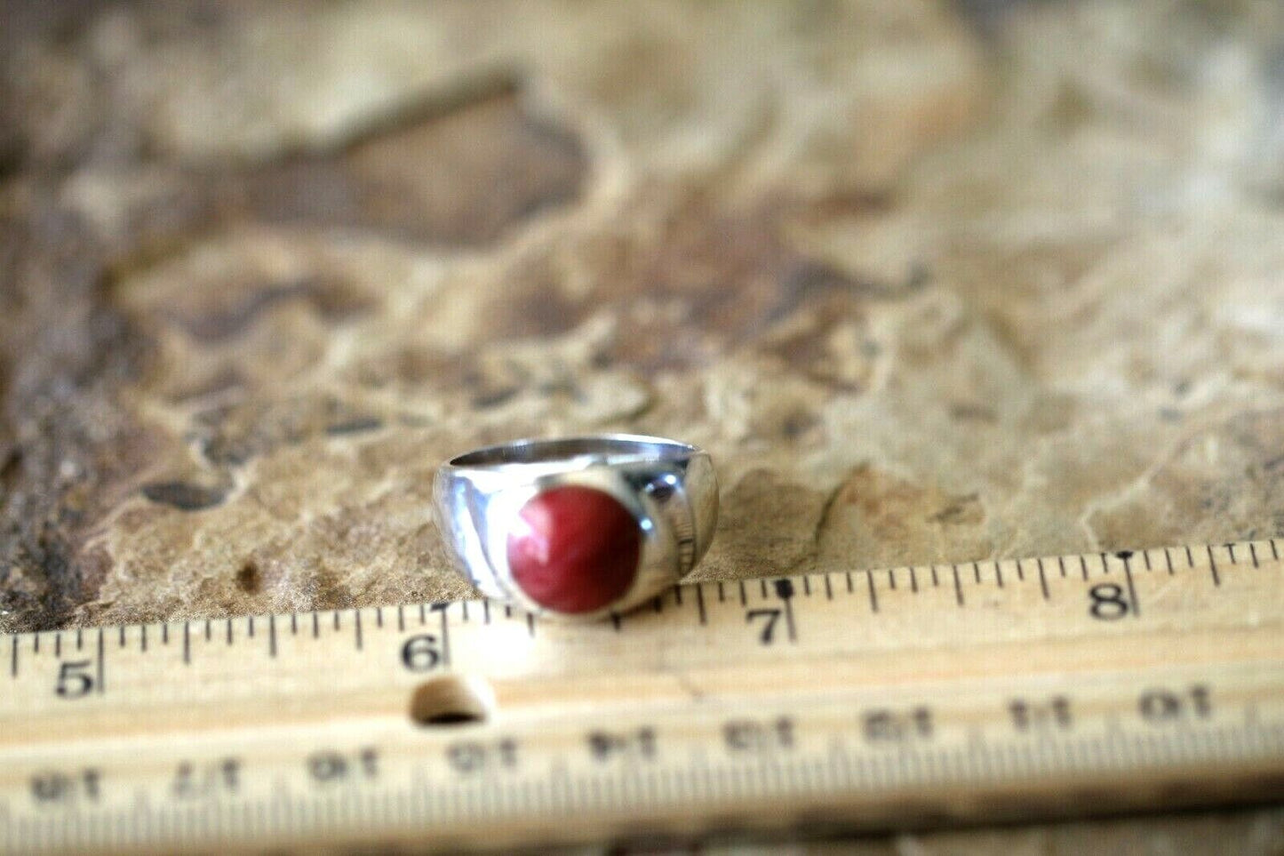 * VINTAGE*  Mexico 925 Sterling Silver Red Jasper Heavy Solid Back Ring Siz 8.25