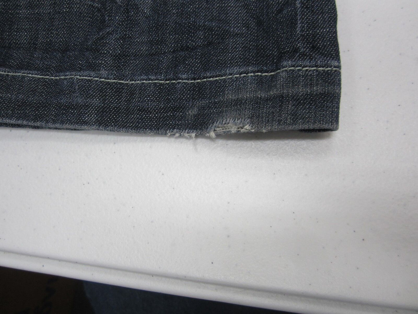 VERY NICE  VIGOSS  Boot Stretch Zipper Back Pockets  Blue Jeans  25" X 32"