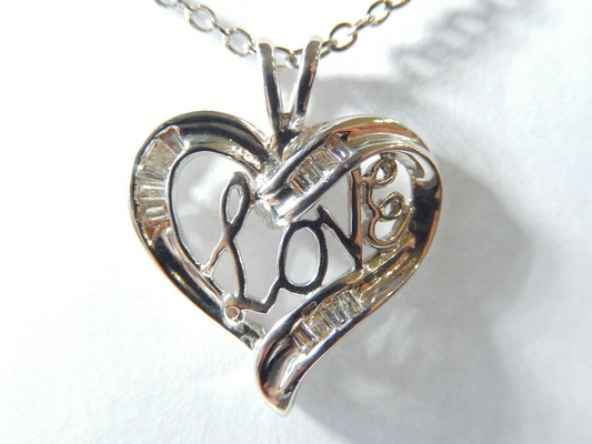 *NWT* 14k White Gold & Diamond Heart " LOVE" Pendant w/ 18" Chain