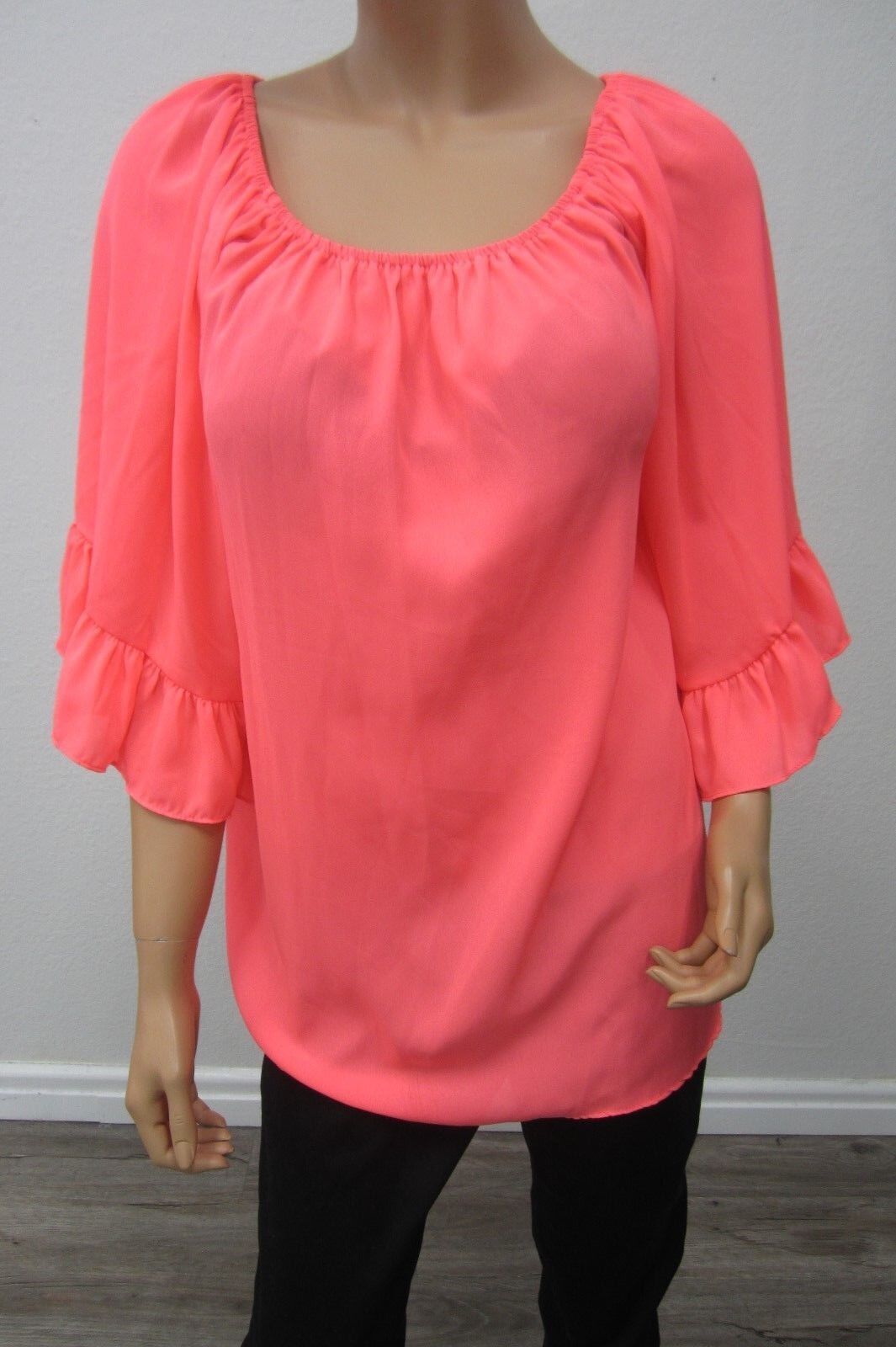 NWOT Emma Rose Womens Top SUPER CUTE Style 3/4 Sleeve Ruffle Tunic Pullon Size S
