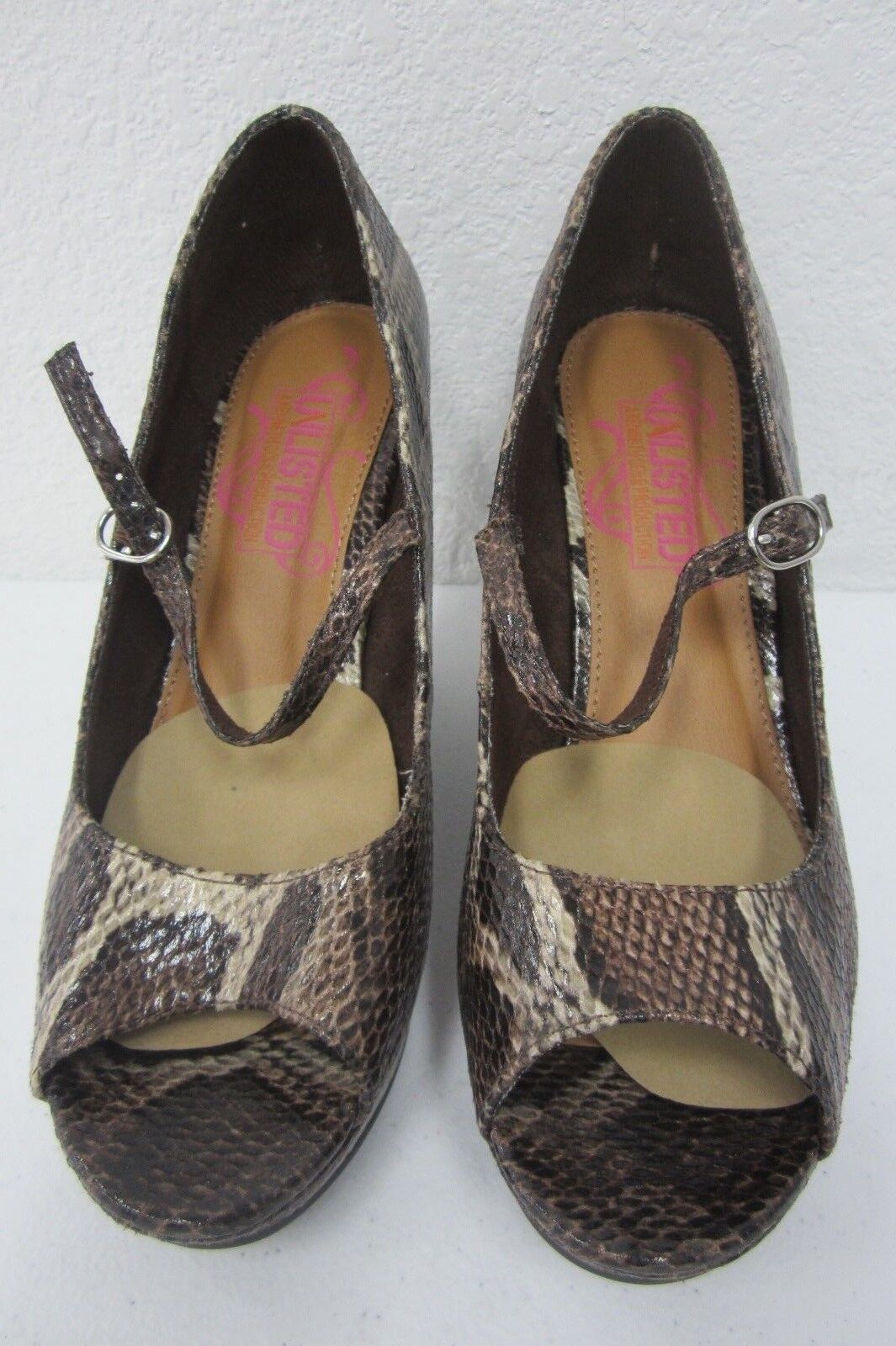 *NIB* UNLISTED A KENNETH COLE PRODUCTION BUZZY BROWN SNAKE  HEEL WEDGE Sz  8.5 M