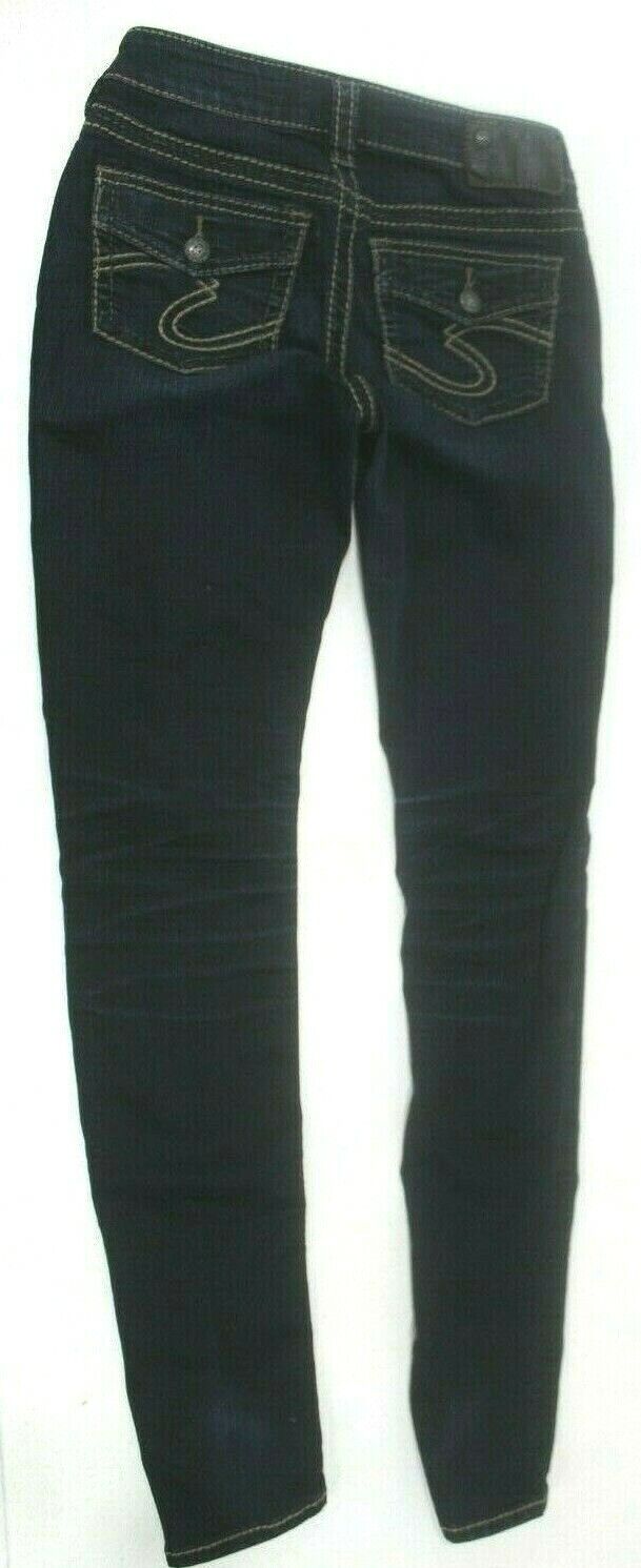 Silver Women's Dark Blue Jeans Size 24 x 31 Suki Supper Skinny...VERY CUTE