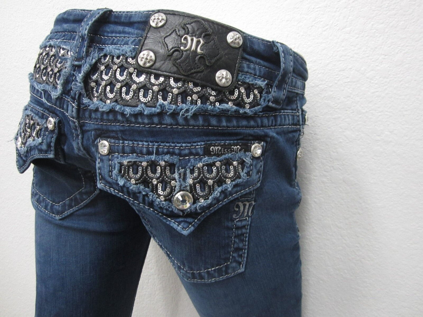 MINT Miss Me Horseshoe Flap Pocket Signature Rise Skinny Dark Wash Jeans Sz26x30