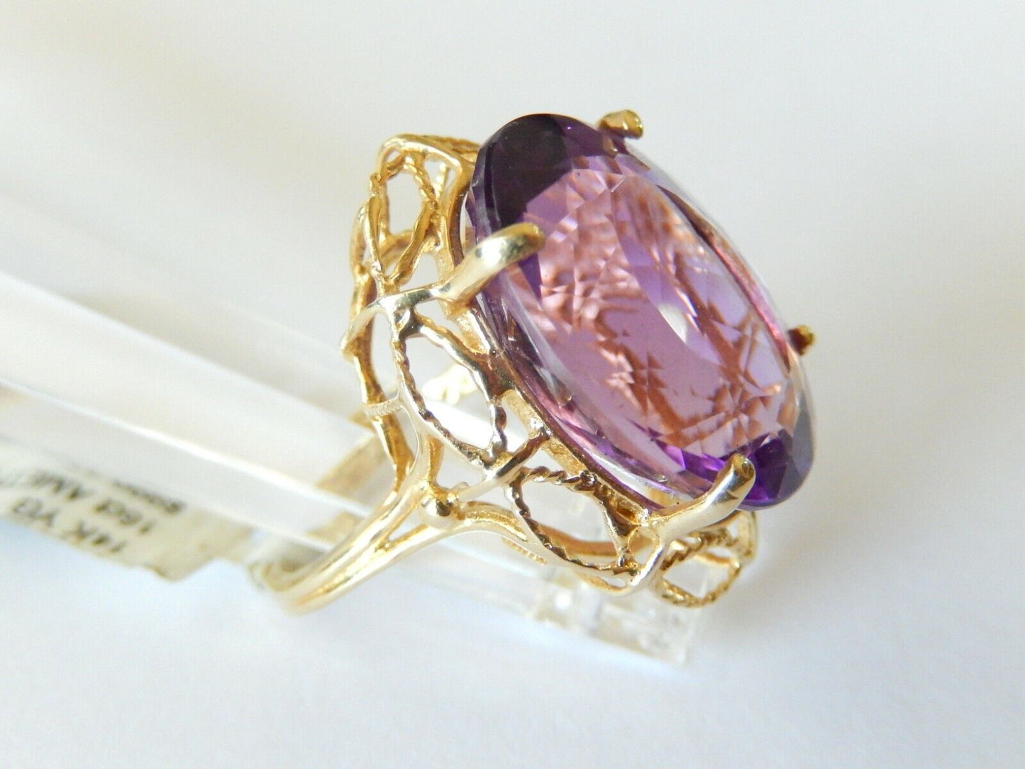 *VINTAGE*  14k Yellow Gold Vibrant Purple 16CT Oval Amethyst Filigree Ring Sz 7