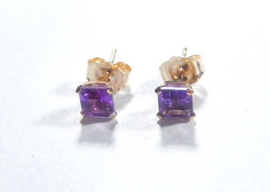10K Yellow Gold  3/4 CT T.W 4mm Princess Cut  Amethyst Stud Earrings