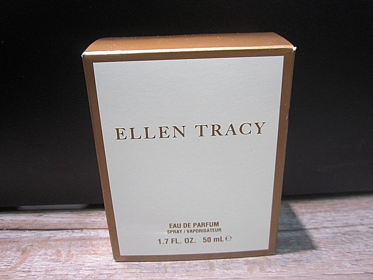 ELLEN TRACY ~ ELLEN TRACY EAU DE PARFUM SPRAY ~ 1.7 OZ BOXED