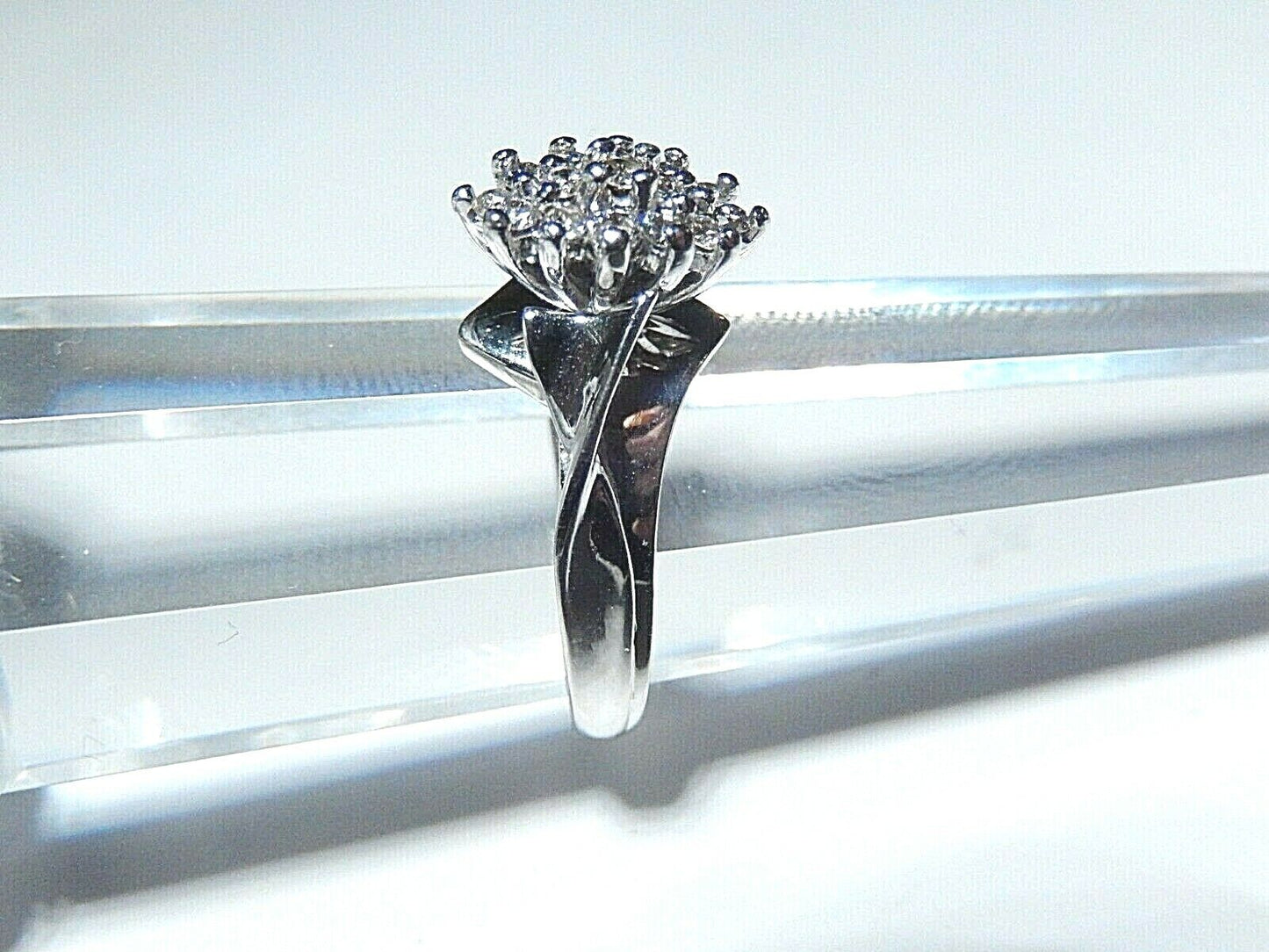 *NEW*  10k White Gold 1/3CT Diamond Ladies Wedding/Anniversary Ring Size 8.25