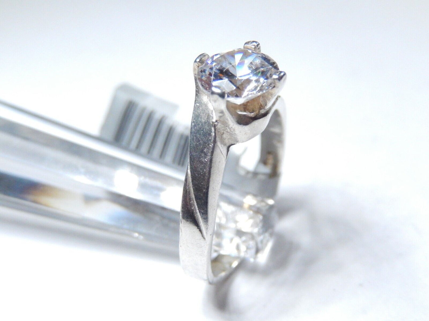 VINTAGE- Sterling Silver 1.00CT Round Cubic Zirconia Bypass Solitaire Ring Sz6.5