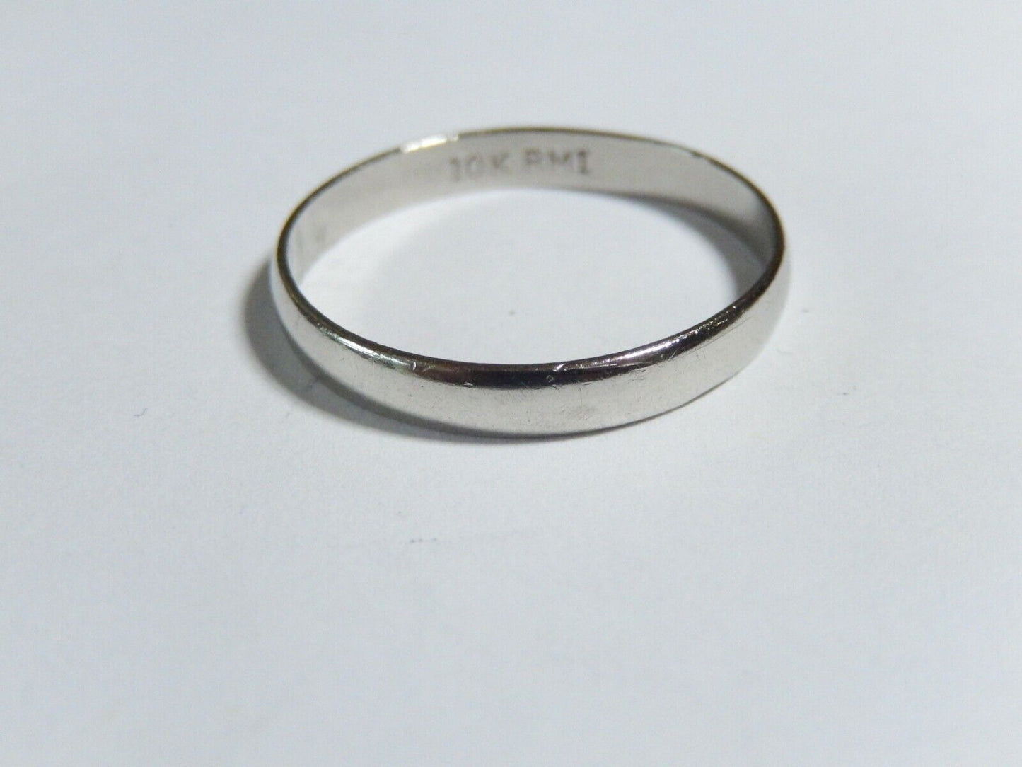 10k White Gold Unisex Smooth 3.5mm Half Round Wedding Band Size 10.75