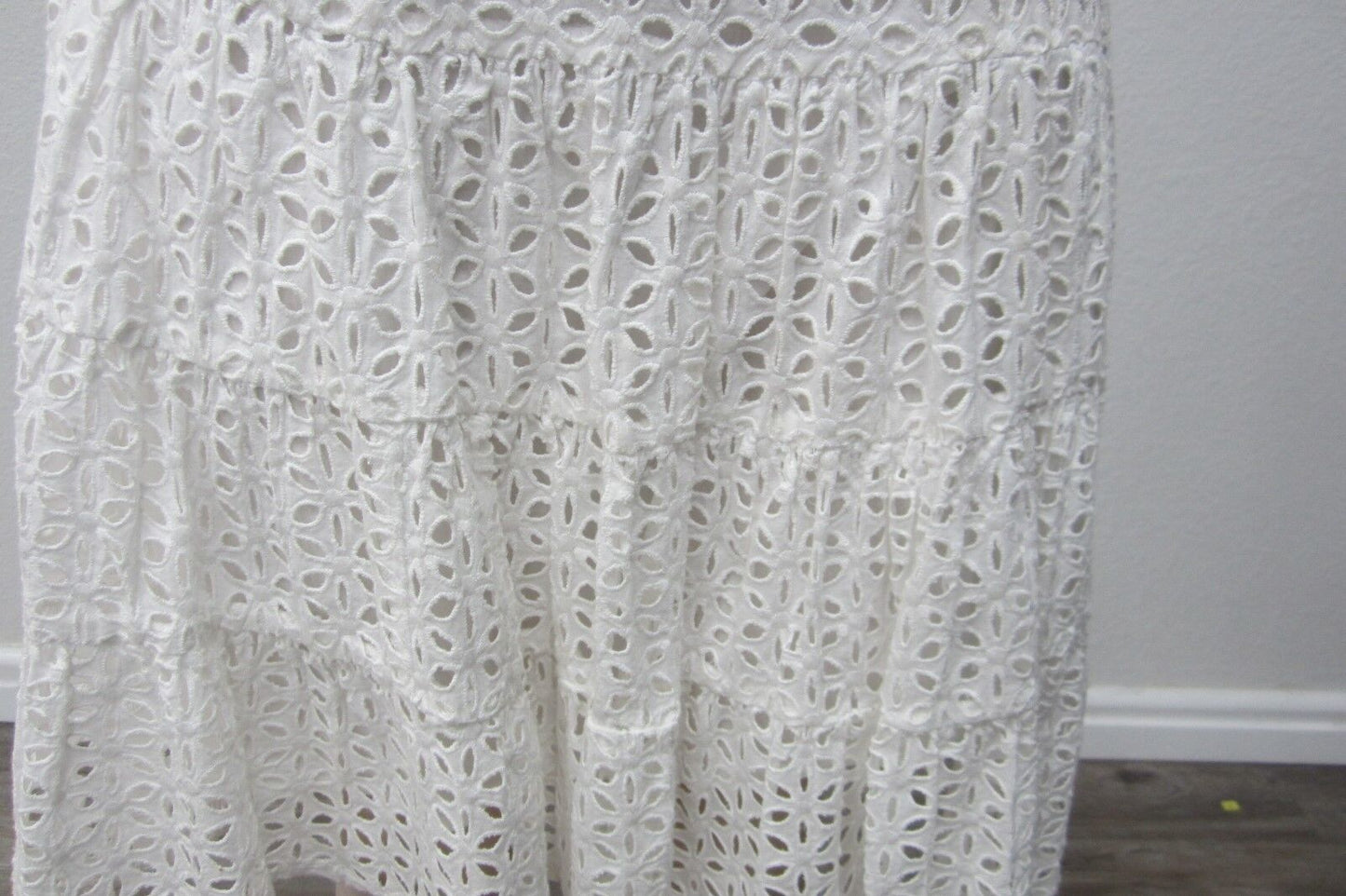 *NICE*   INC International Concepts Maxi Skirt, White Knit & Lace Size 4