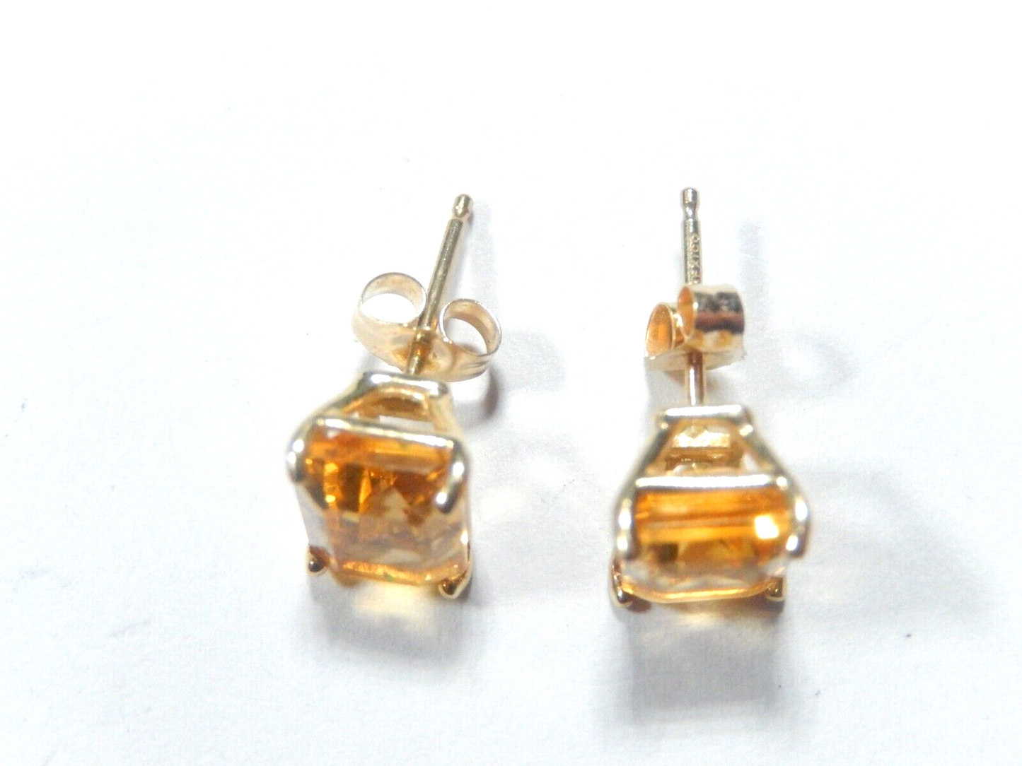 *VINTAGE*  14K Yellow Gold 3.00 CT TW Emerald Cut Citrine Ear Studs