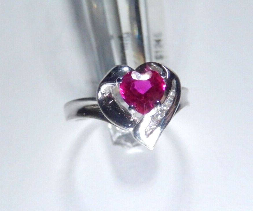 *NWT* 10K White Gold Heart Lab Created Ruby & Natural Diamond Ring Sz 4.25